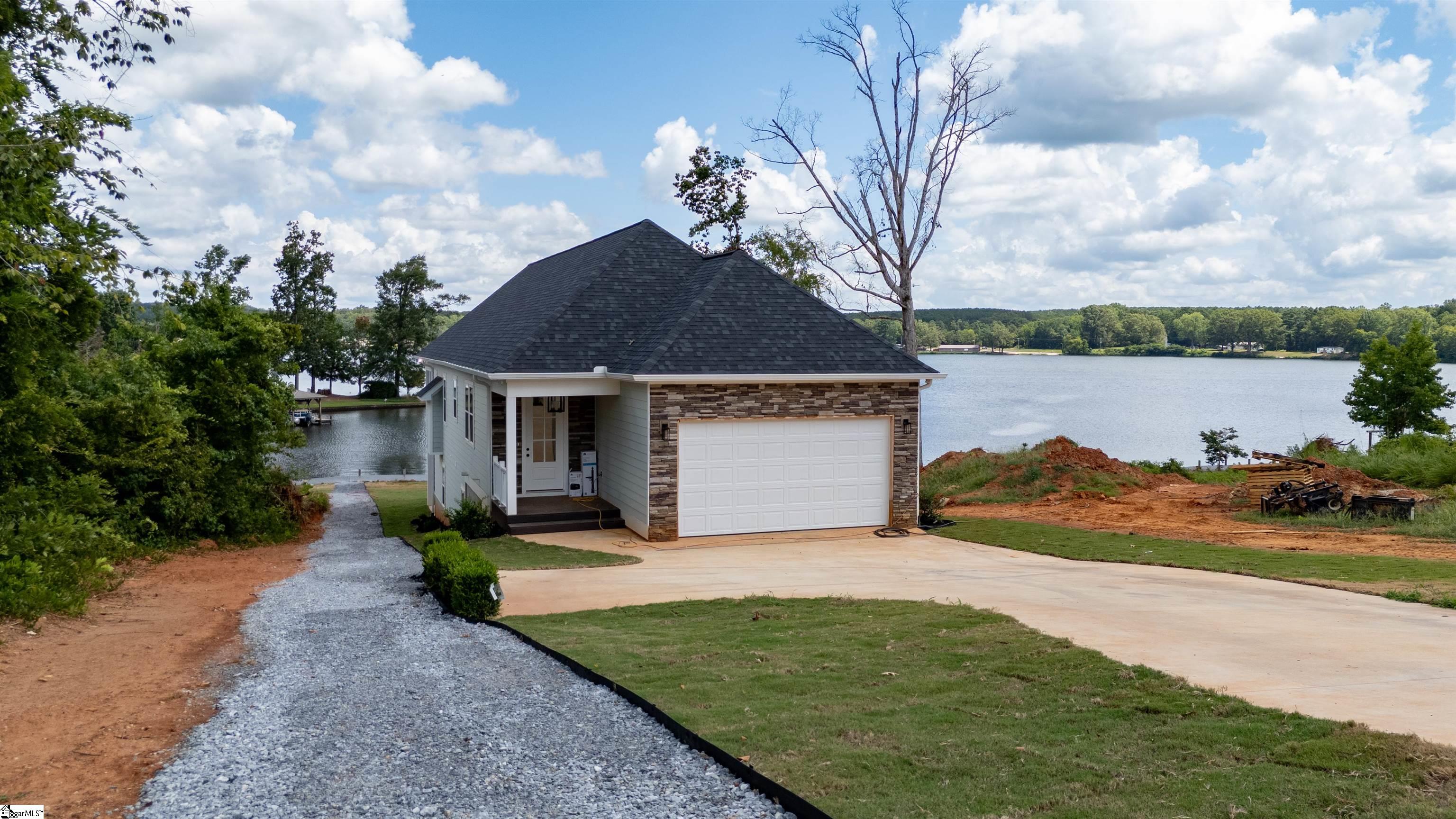 301 Portland Circle Greenwood, SC 29649