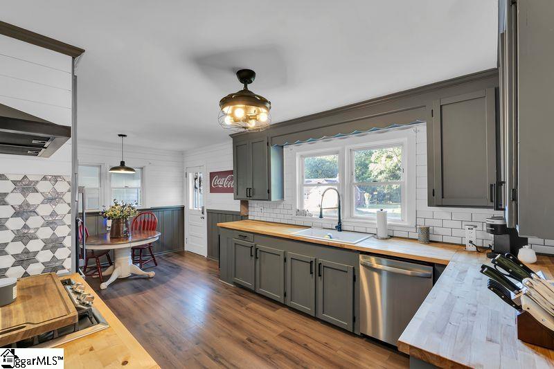 121 Anderson Avenue Pacolet, SC 29372