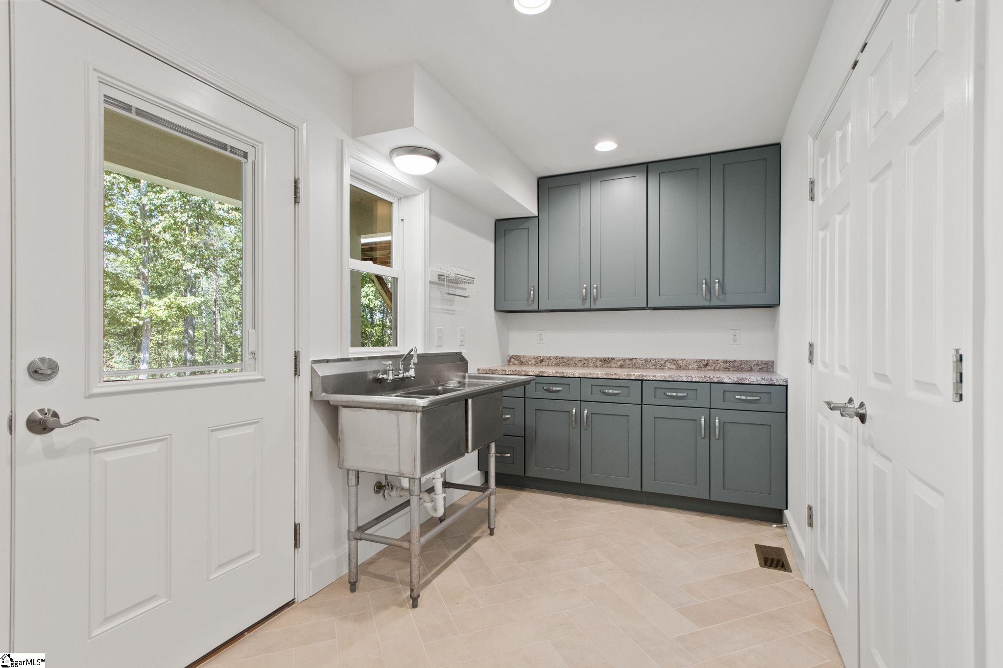 4518 Hawkins Road Greer, SC 29651