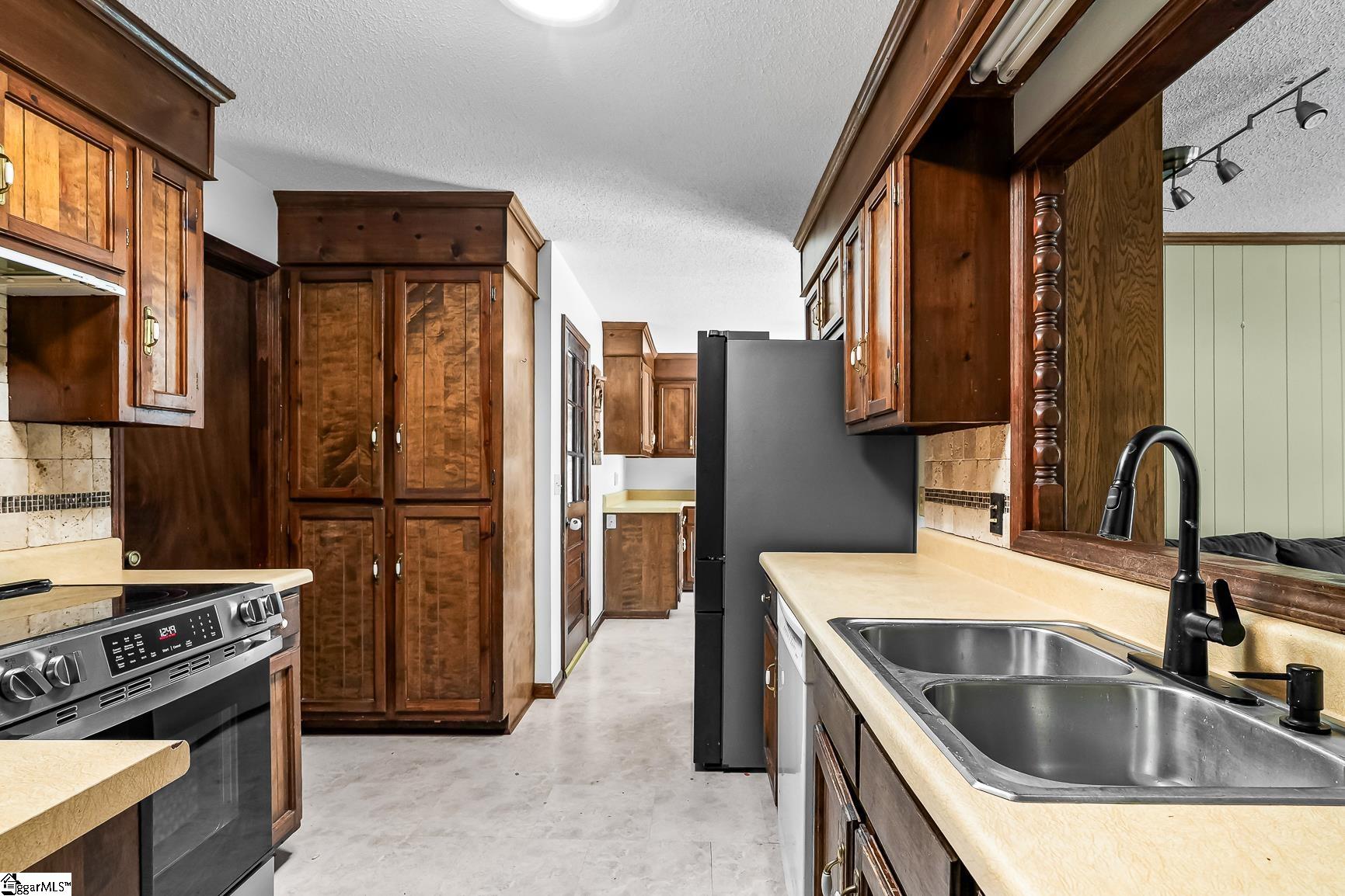 200 Tiffany Drive Anderson, SC 29625