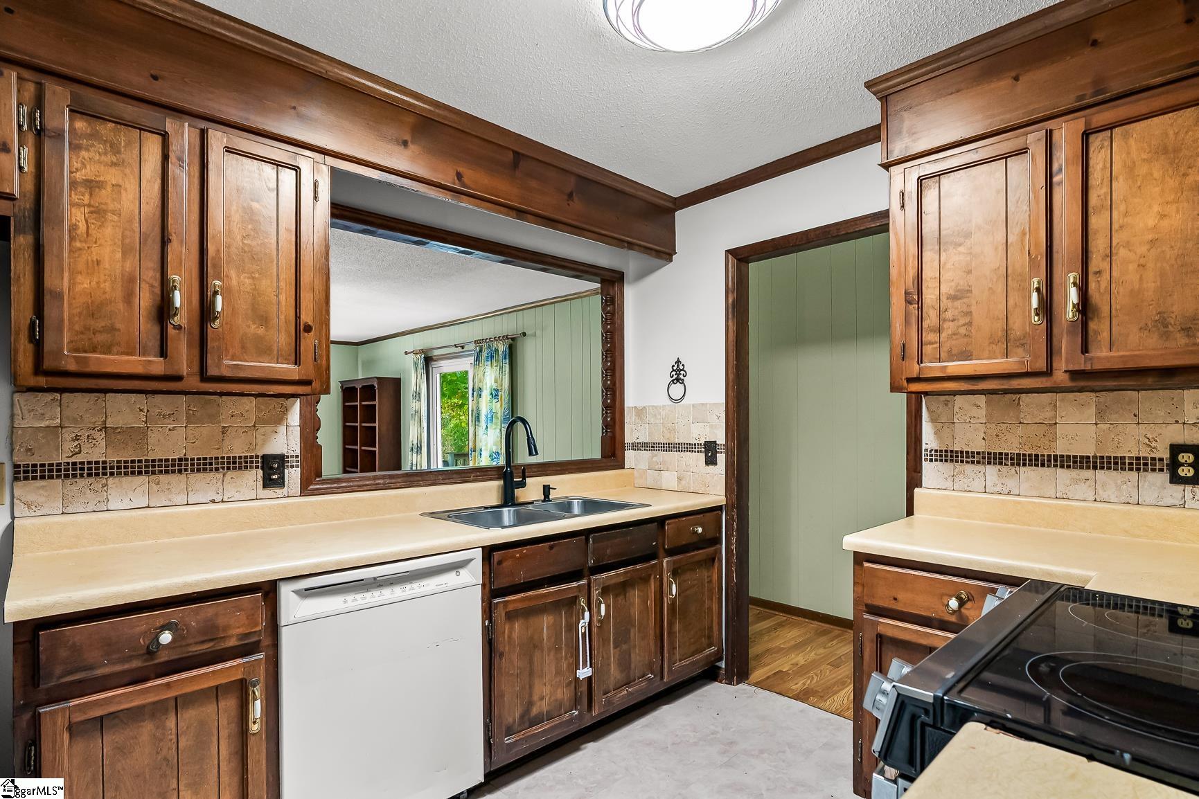 200 Tiffany Drive Anderson, SC 29625