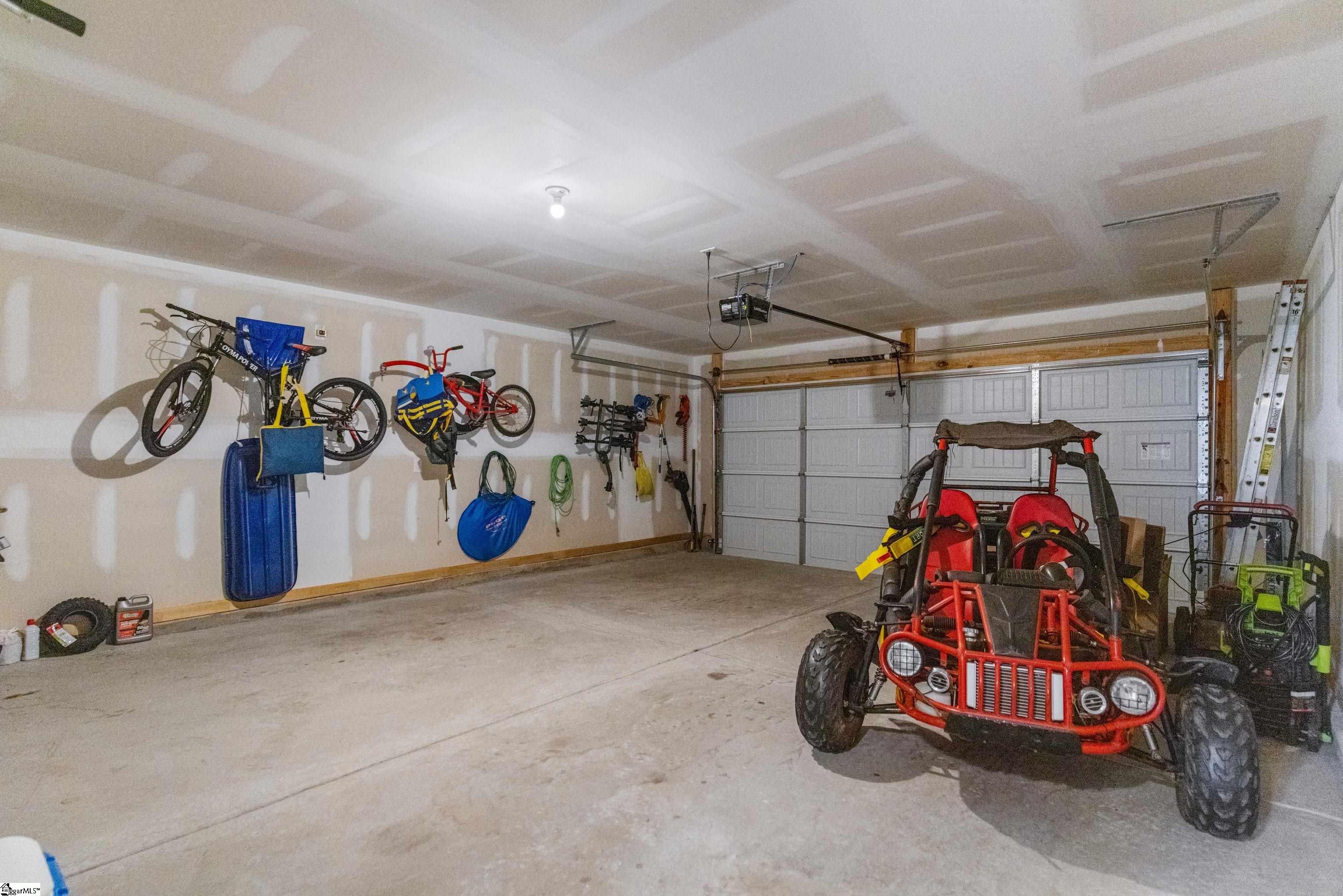 3 Steeds Glen Road Piedmont, SC 29673
