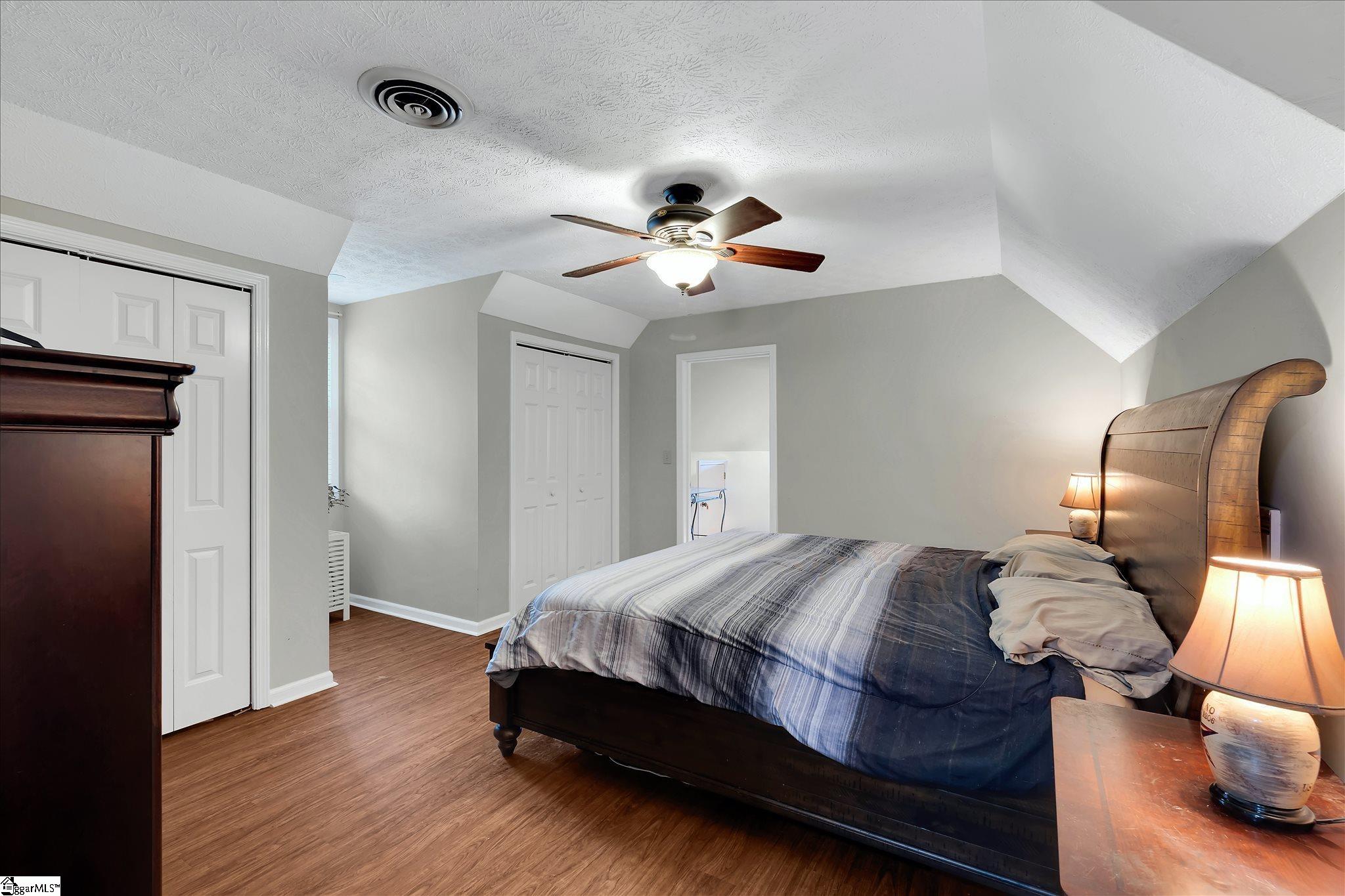 1002 Greenwood Court Easley, SC 29642