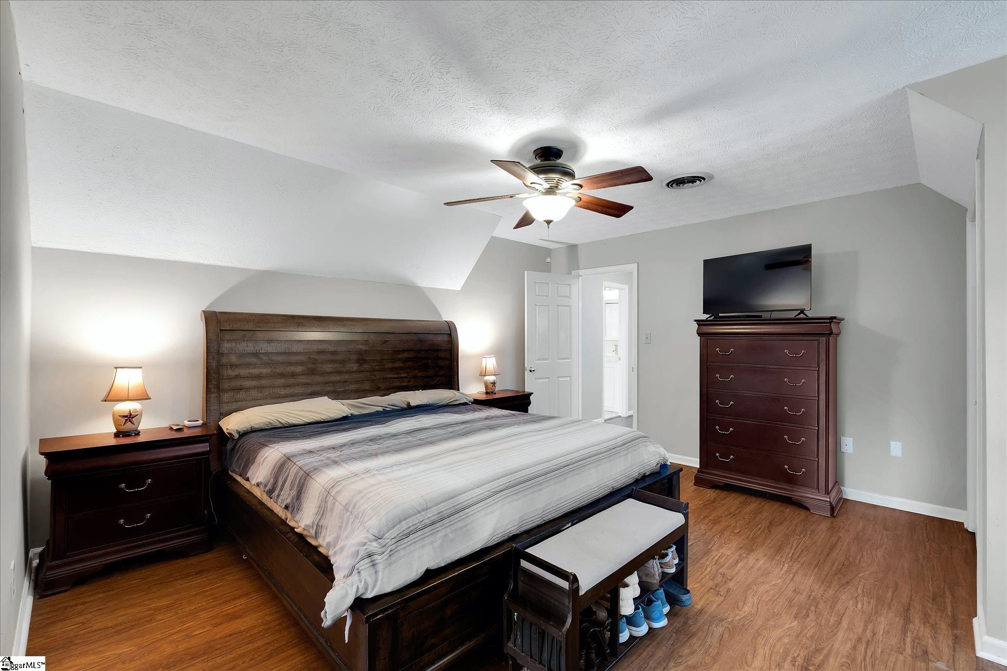 1002 Greenwood Court Easley, SC 29642