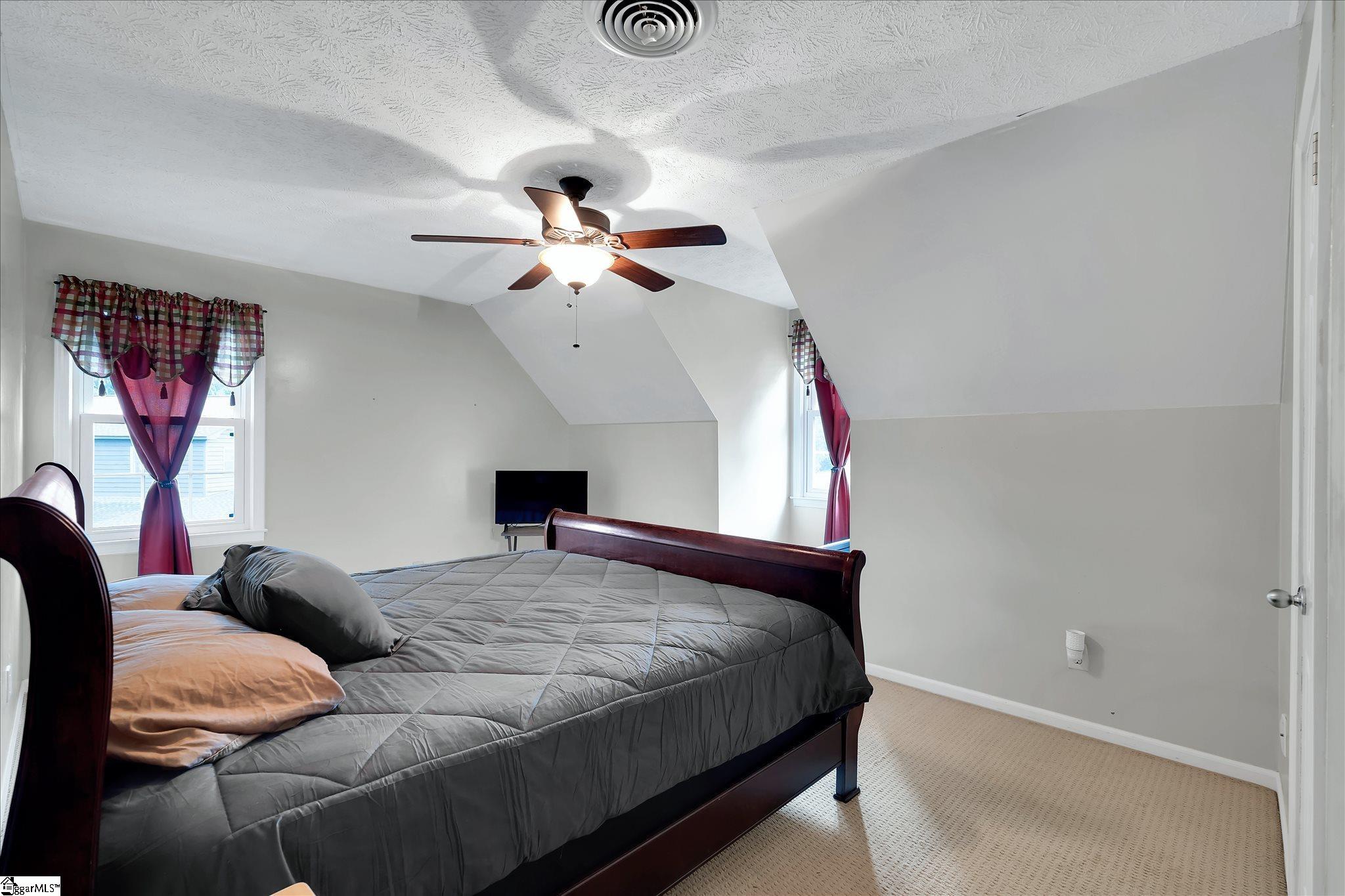 1002 Greenwood Court Easley, SC 29642