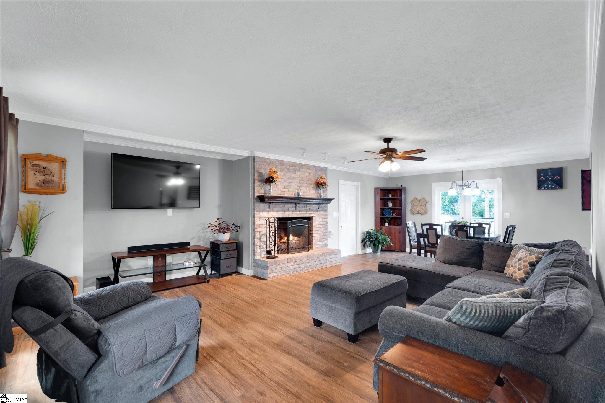1002 Greenwood Court Easley, SC 29642