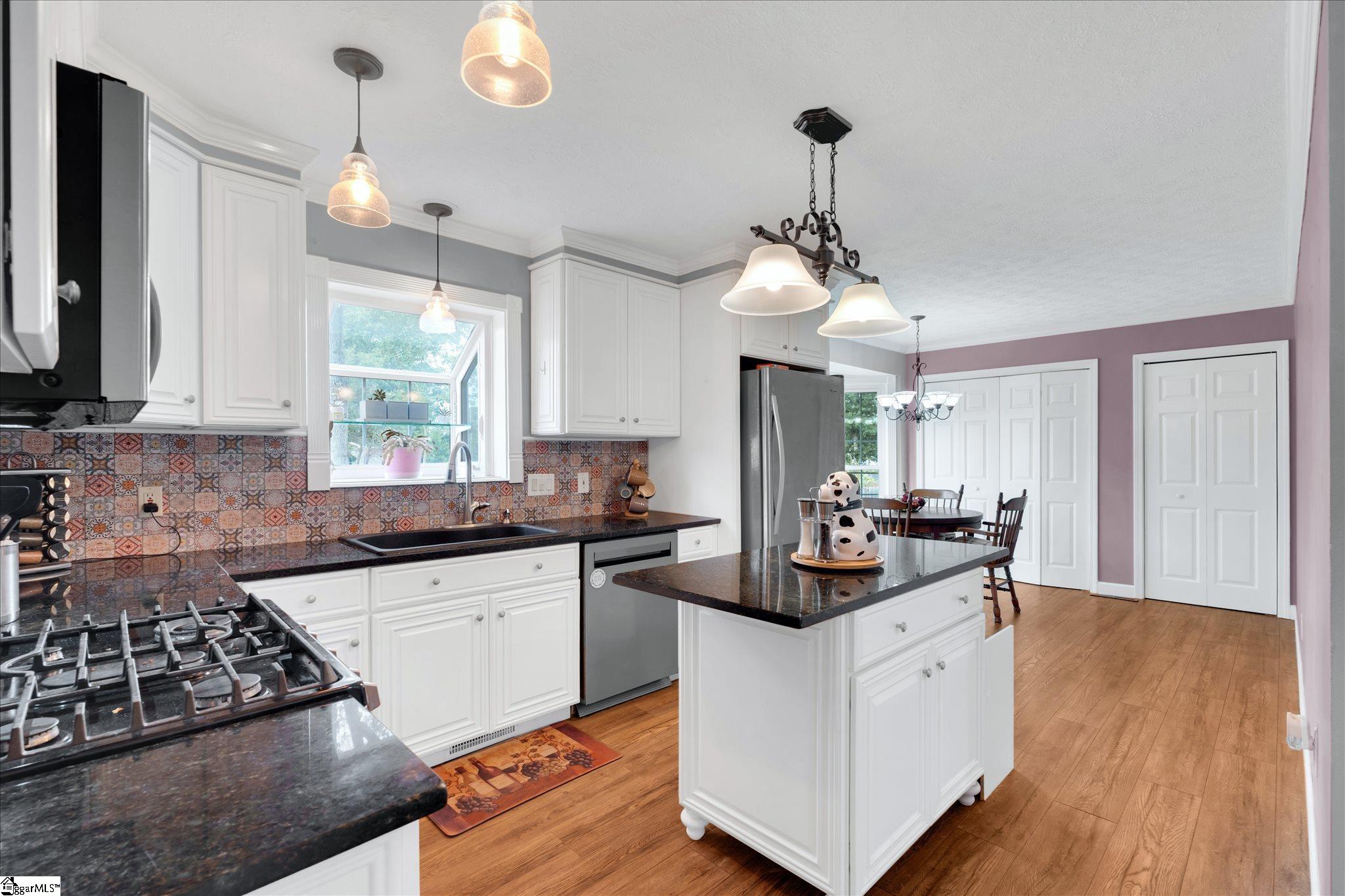 1002 Greenwood Court Easley, SC 29642