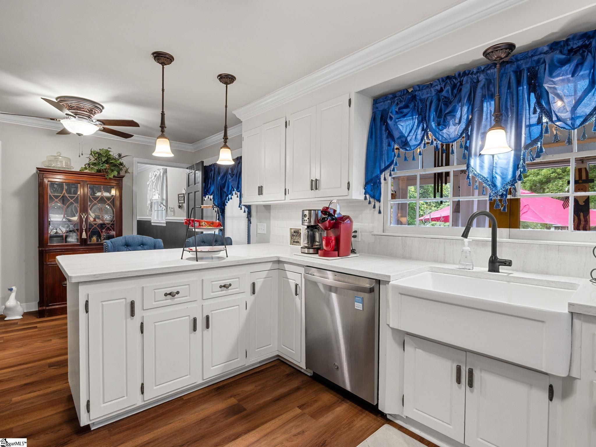 401 E Rutledge Avenue Gaffney, SC 29340
