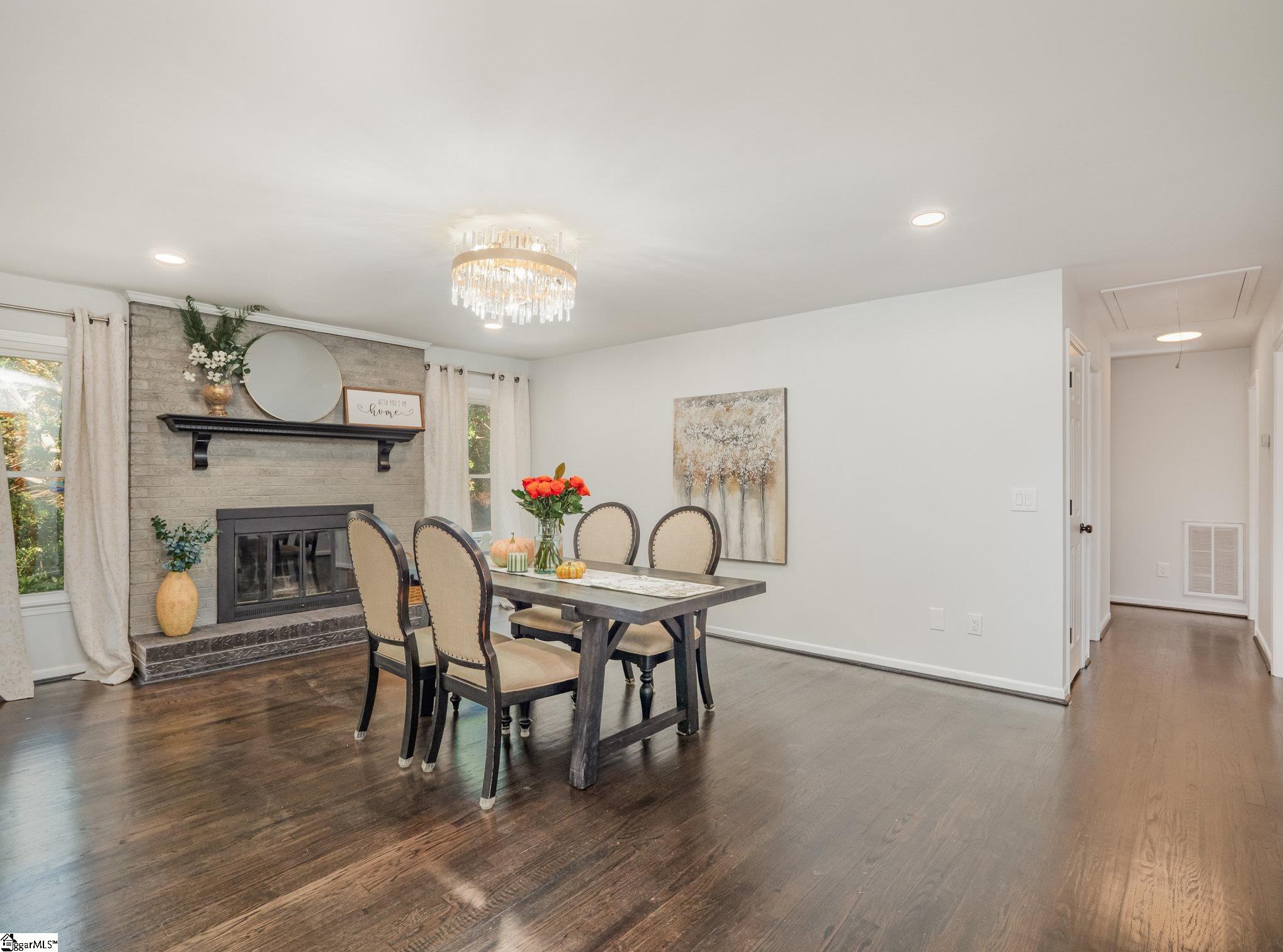 4 Mountain Crest Drive Taylors, SC 29687