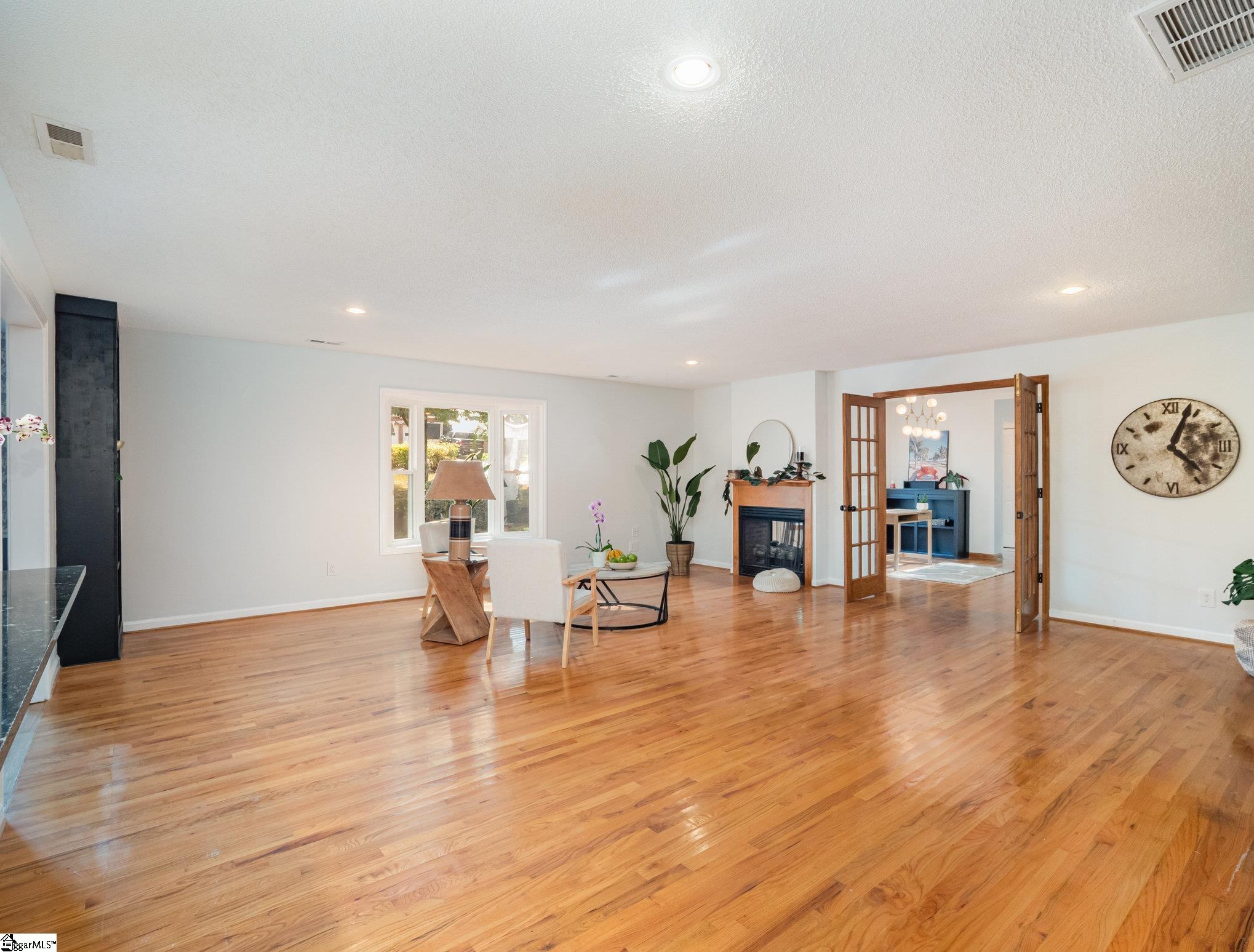 4 Mountain Crest Drive Taylors, SC 29687