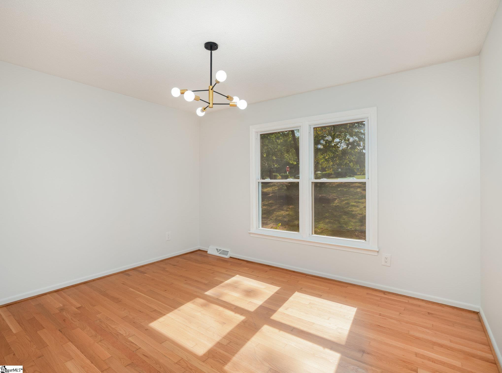 4 Mountain Crest Drive Taylors, SC 29687