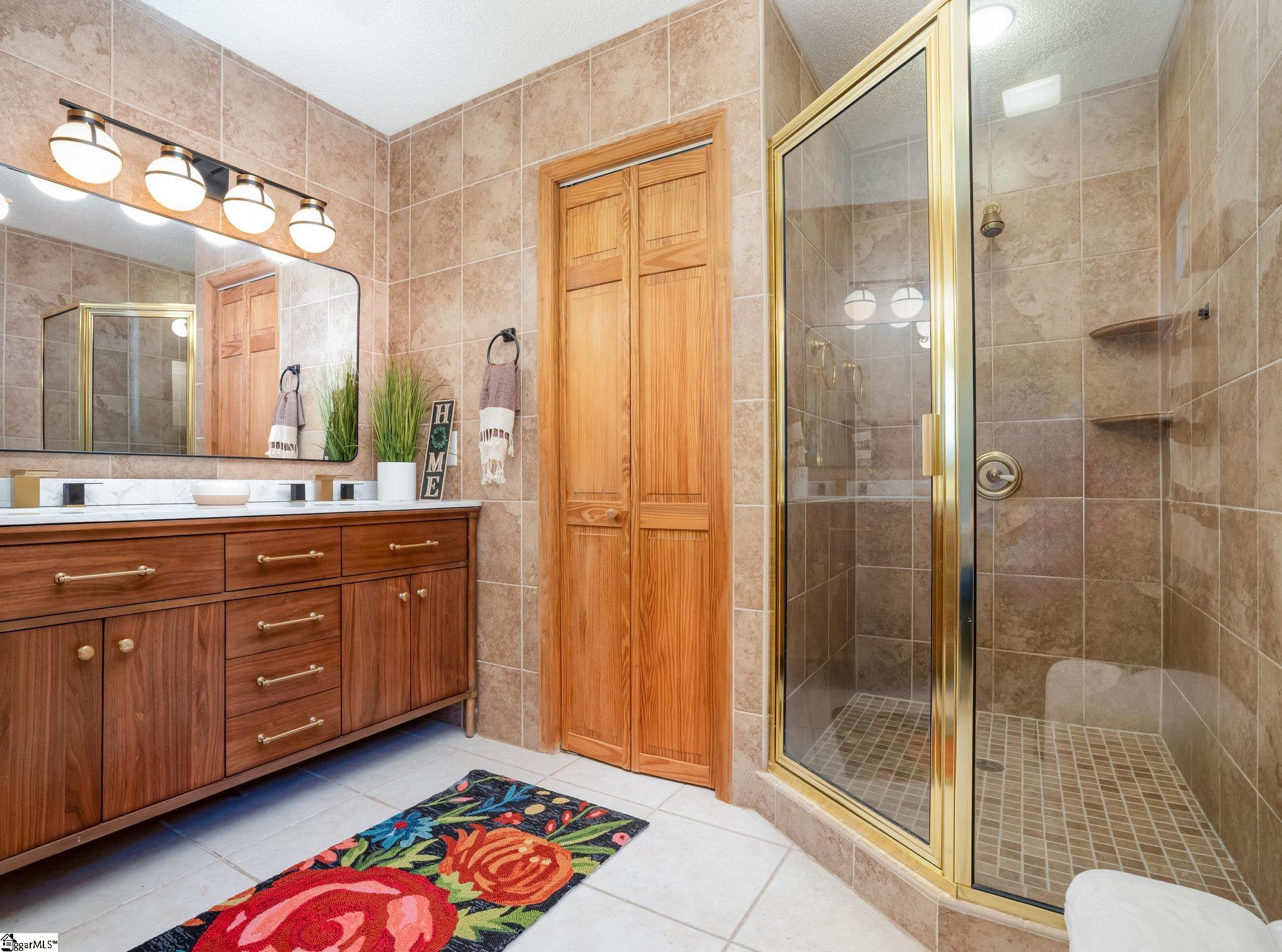4 Mountain Crest Drive Taylors, SC 29687
