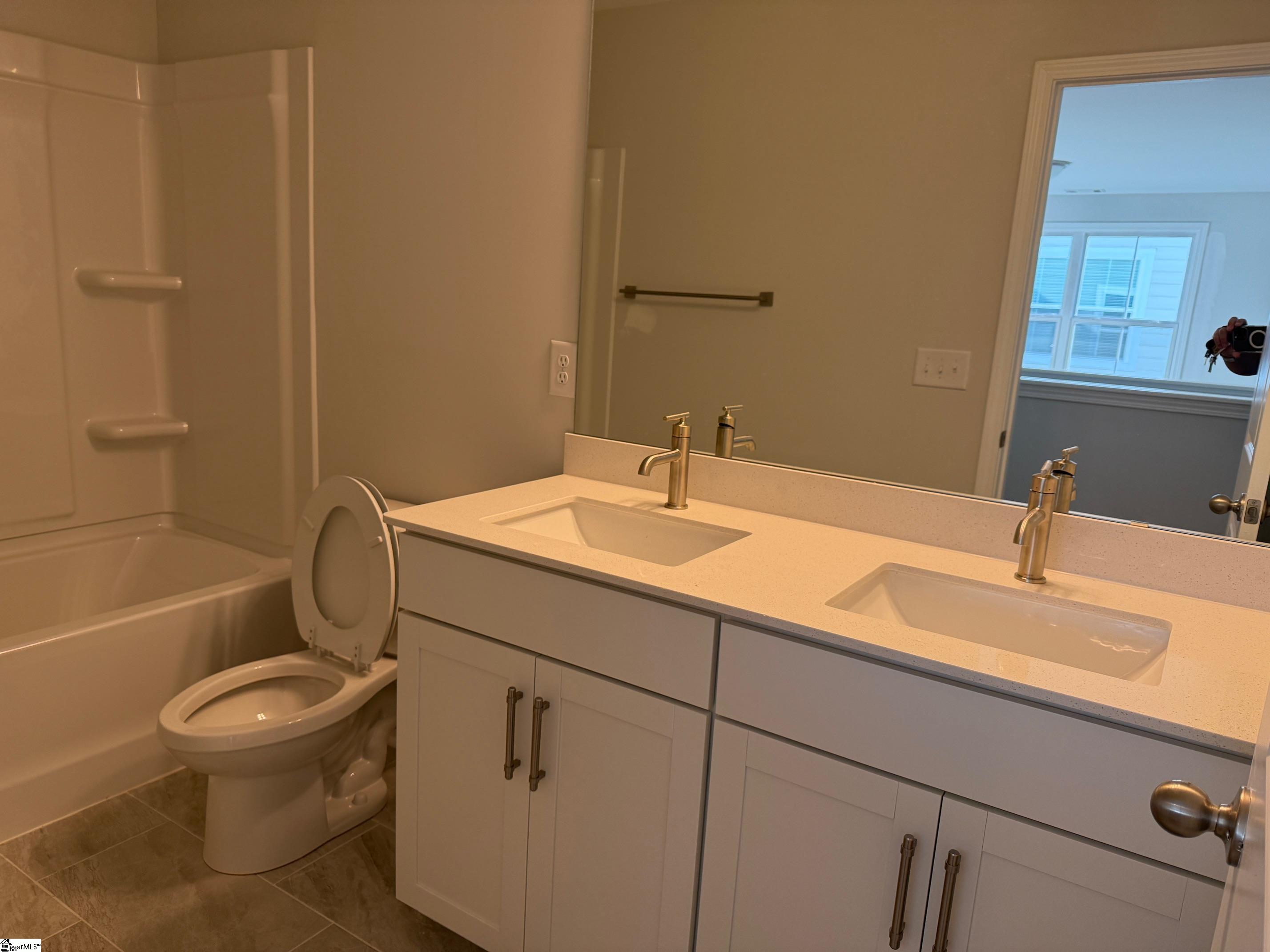 211 Lewes Avenue Simpsonville, SC 29681
