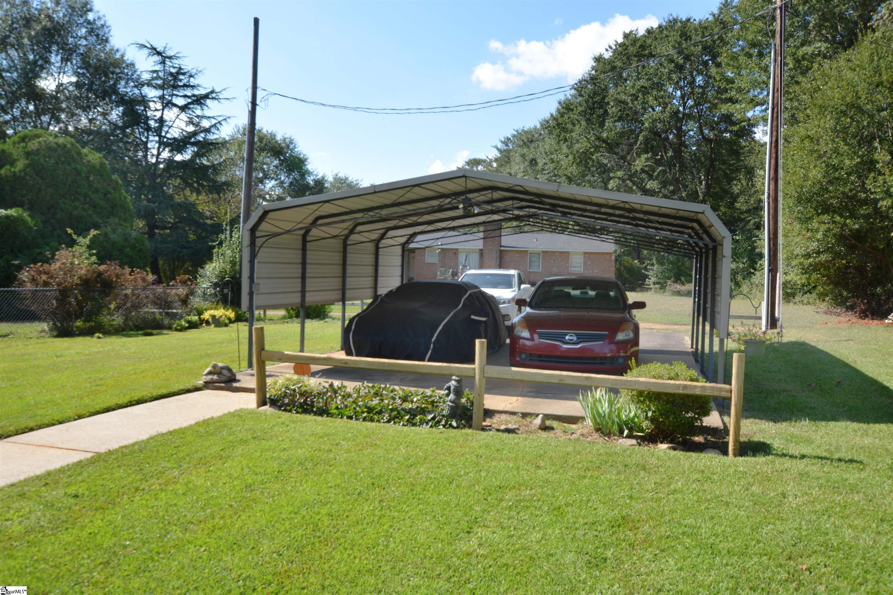 144 Lyman Waters Cove Lyman, SC 29365-9586