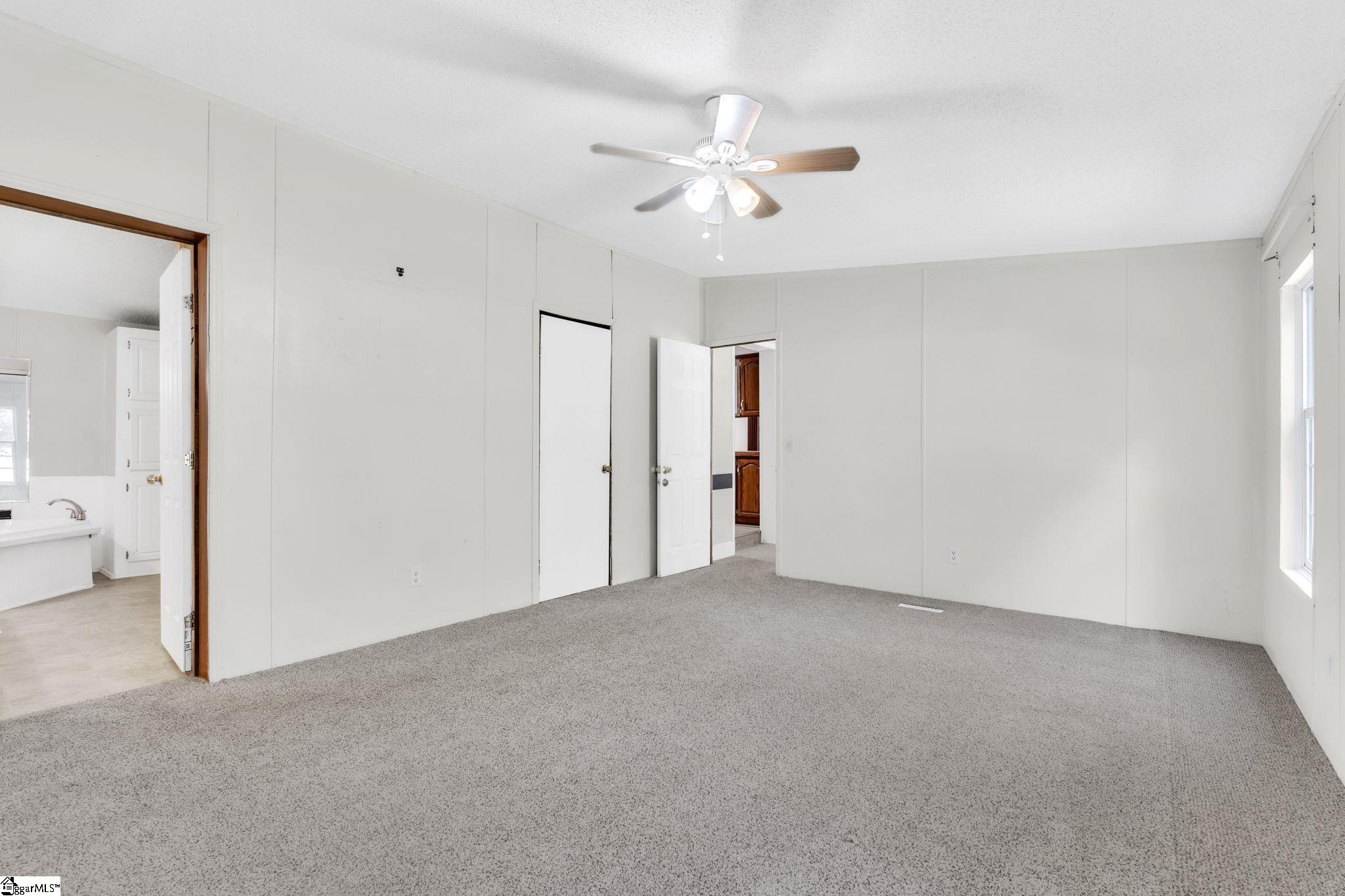 121 Breezewood Drive Westminster, SC 29693