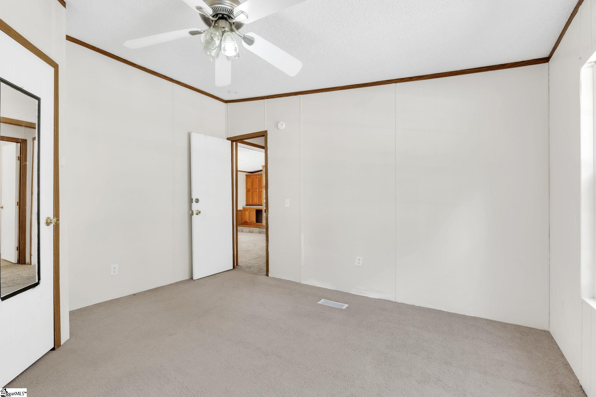 121 Breezewood Drive Westminster, SC 29693