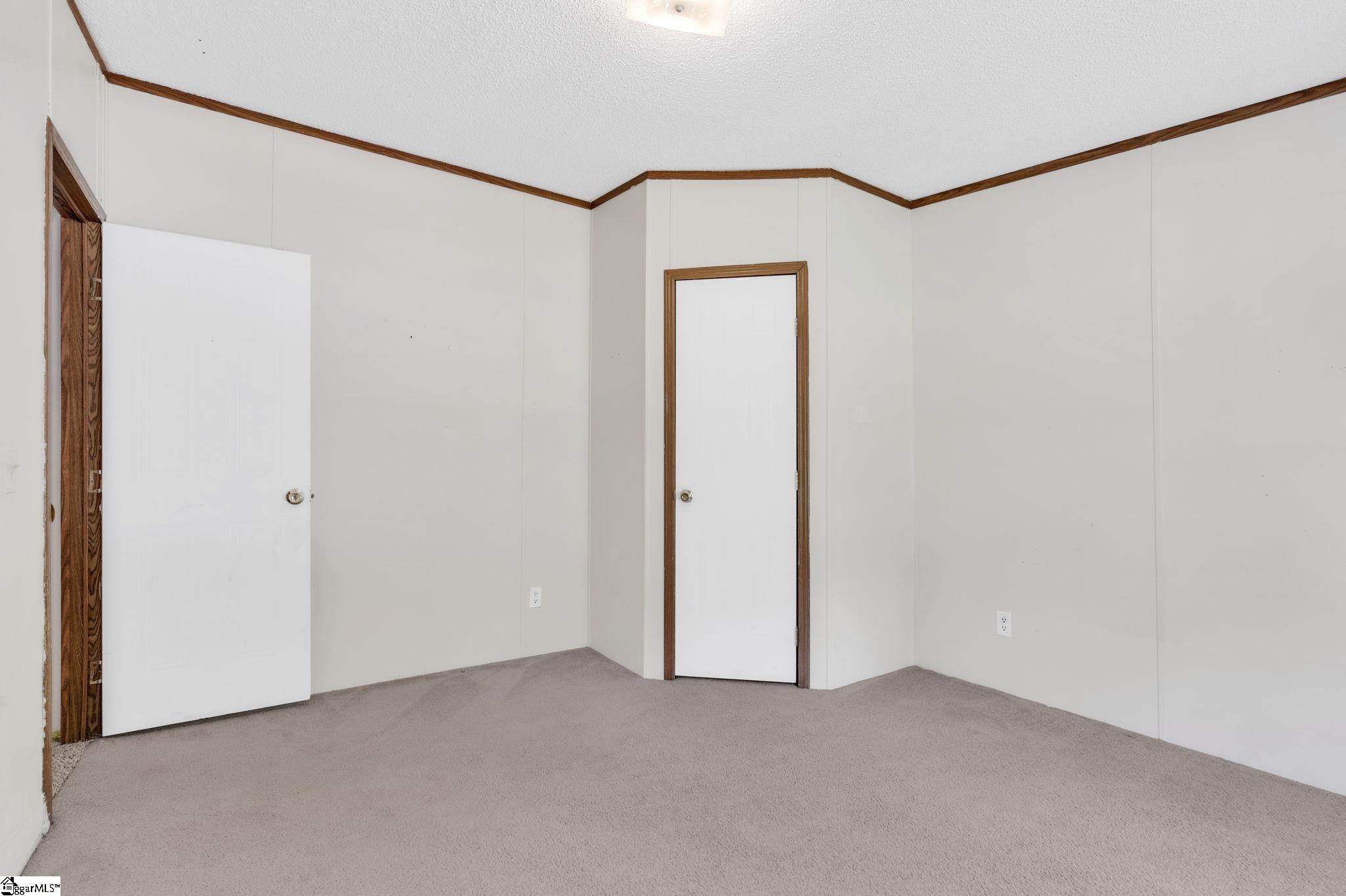 121 Breezewood Drive Westminster, SC 29693