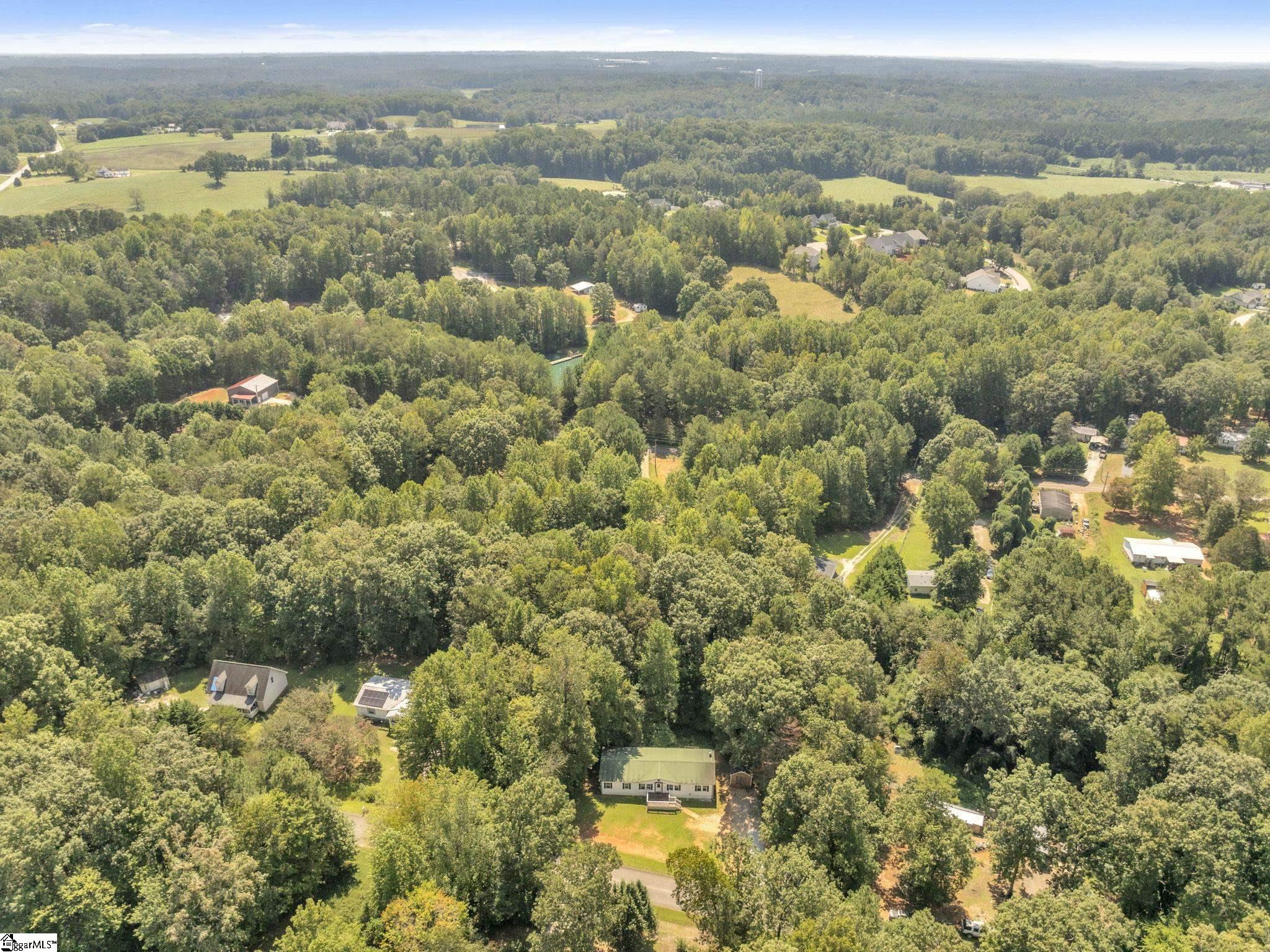 121 Breezewood Drive Westminster, SC 29693