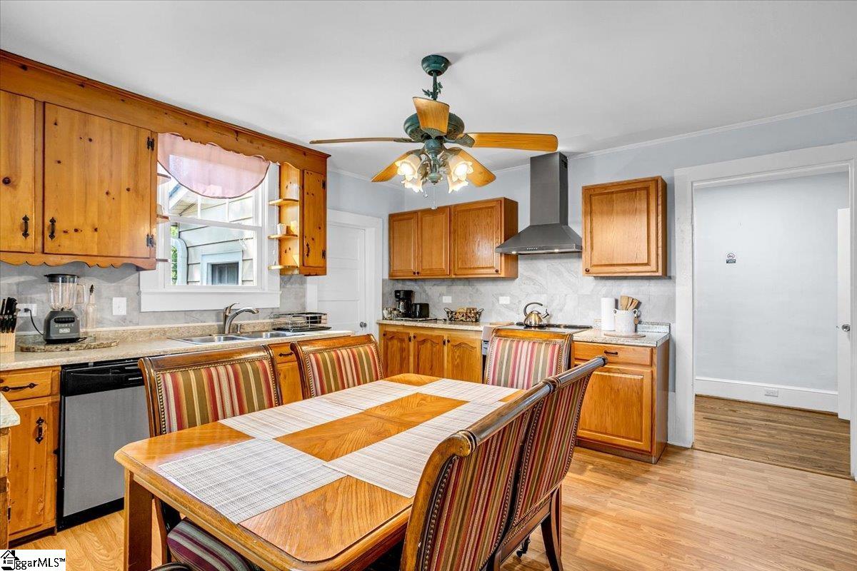 938 2nd Avenue Greenville, SC 29611