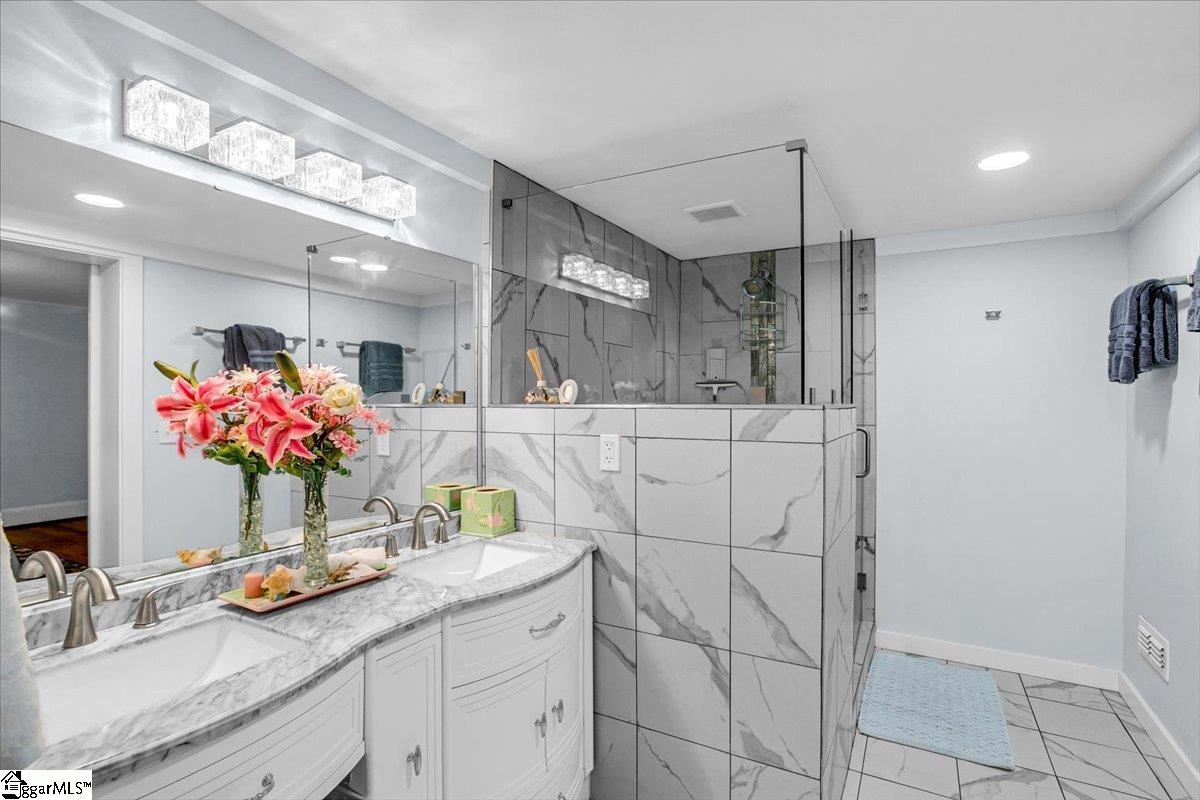 938 2nd Avenue Greenville, SC 29611