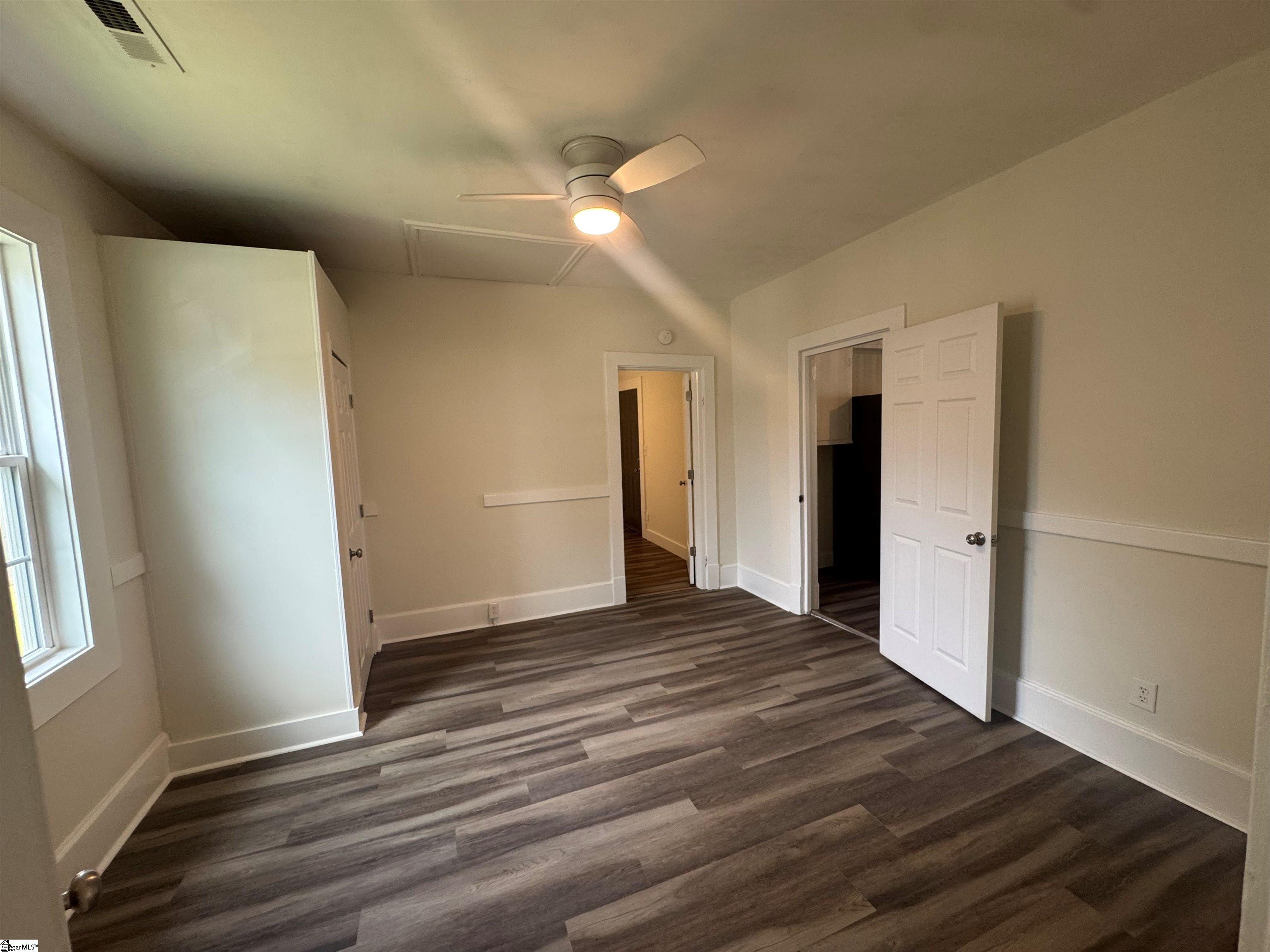 18 8th Avenue Greenville, SC 29611