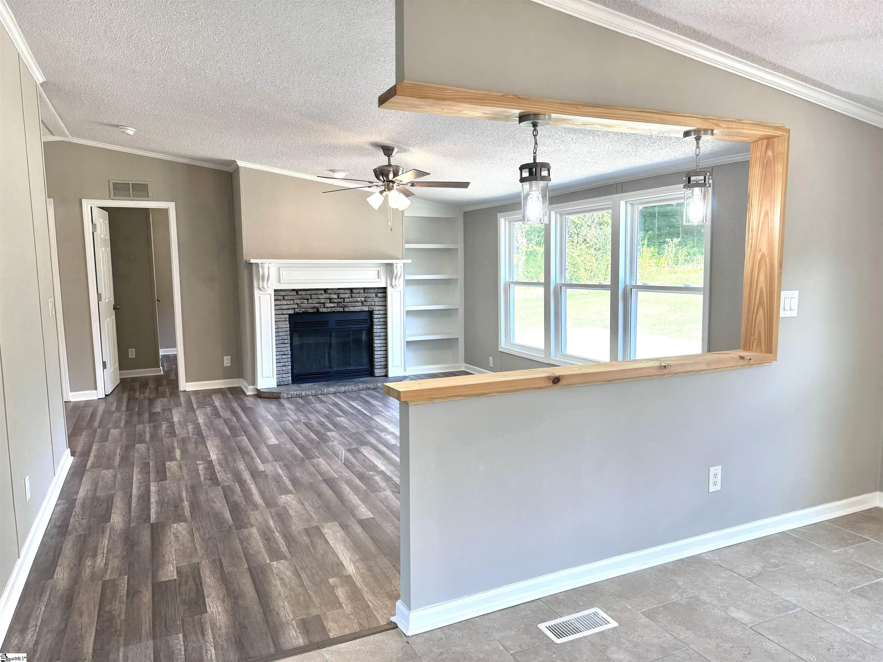180 Old Bear Creek Road Chesnee, SC 29323