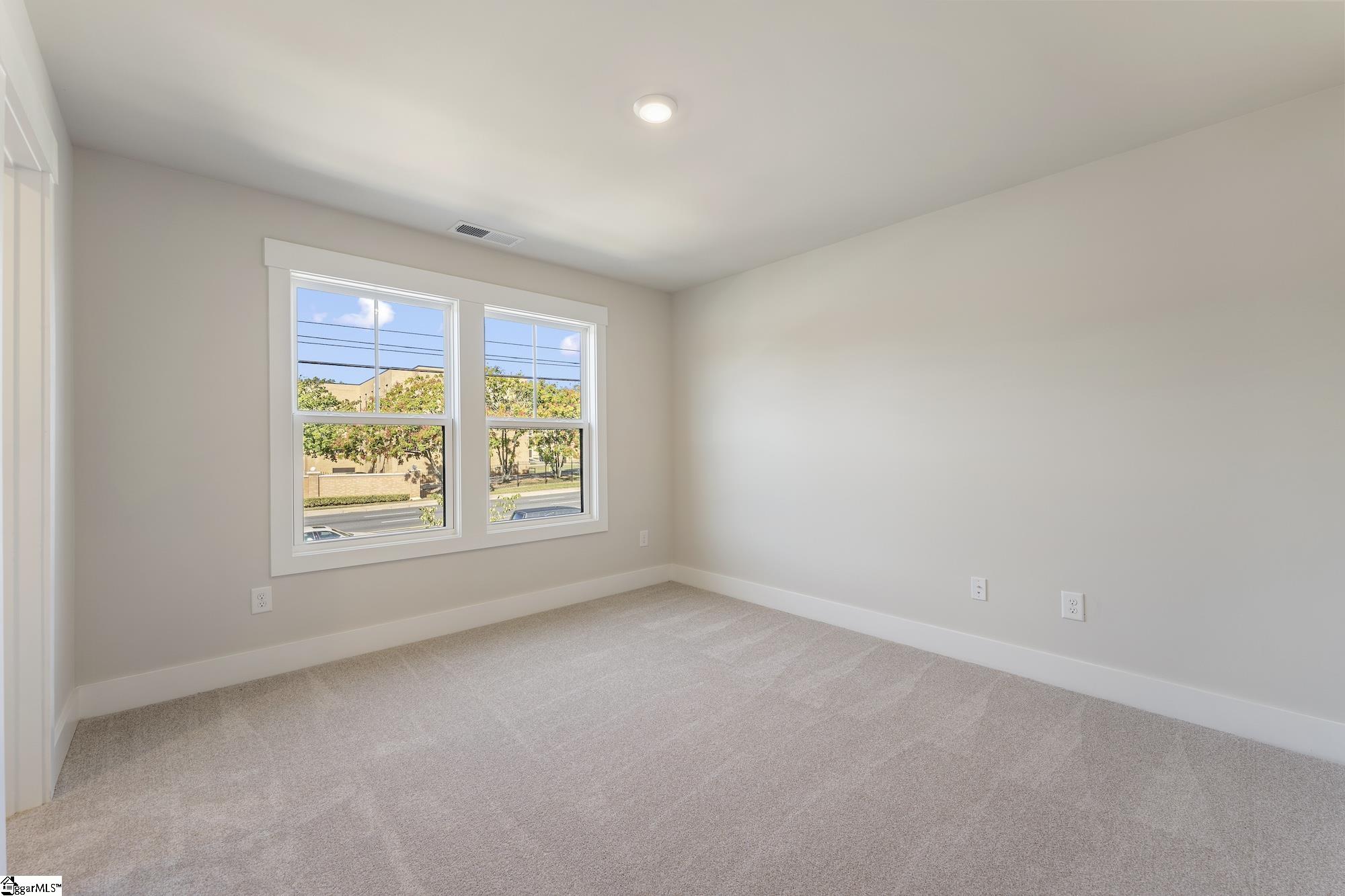 1194 N Pleasantburg Drive Greenville, SC 29607