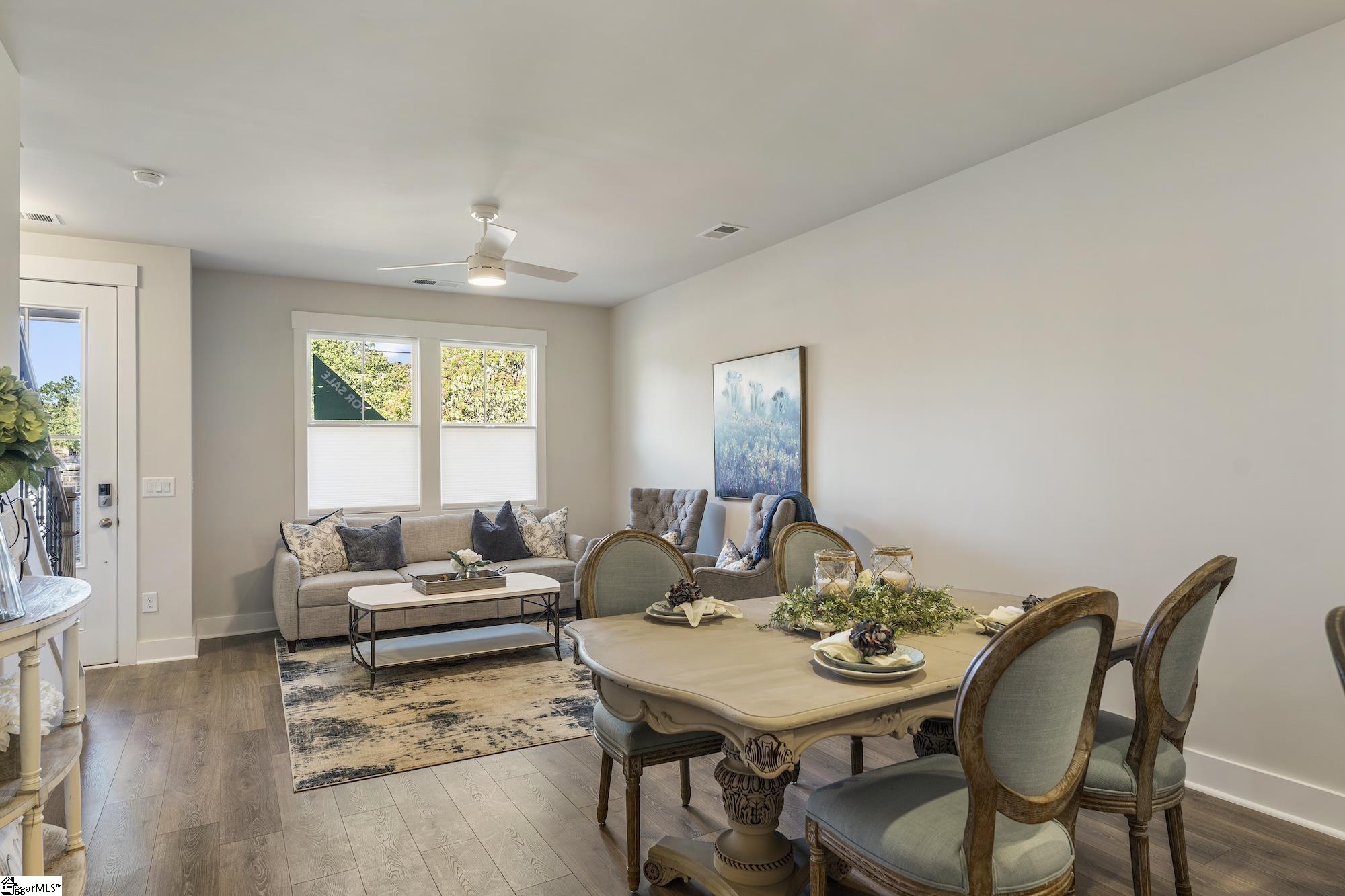 1194 N Pleasantburg Drive Greenville, SC 29607