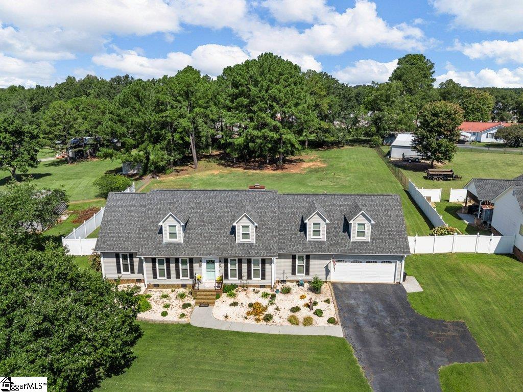 6 Carolina Oaks Drive Chesnee, SC 29323