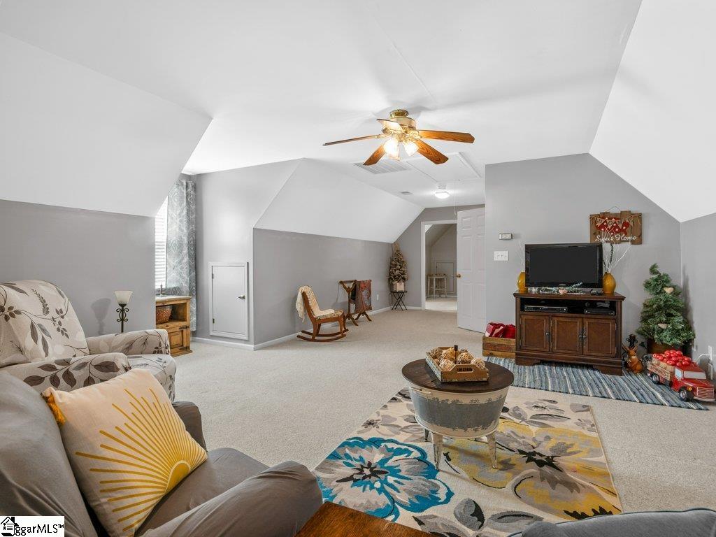 6 Carolina Oaks Drive Chesnee, SC 29323