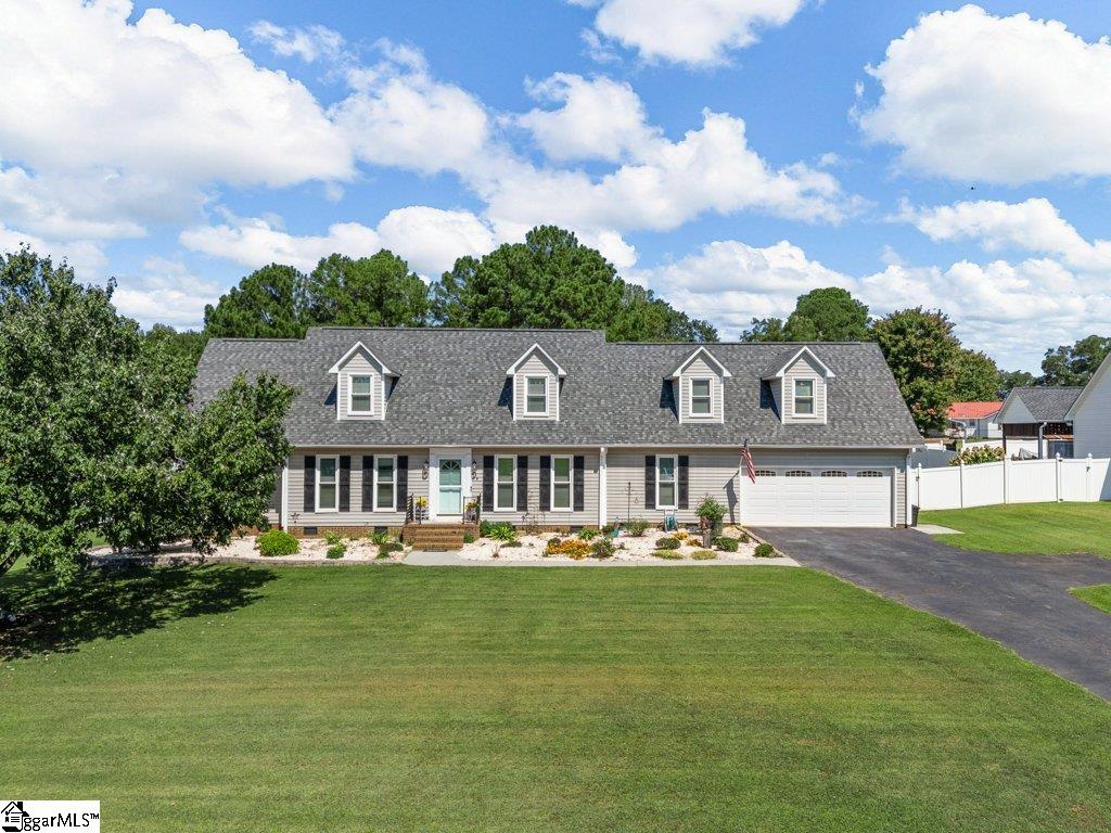6 Carolina Oaks Drive Chesnee, SC 29323
