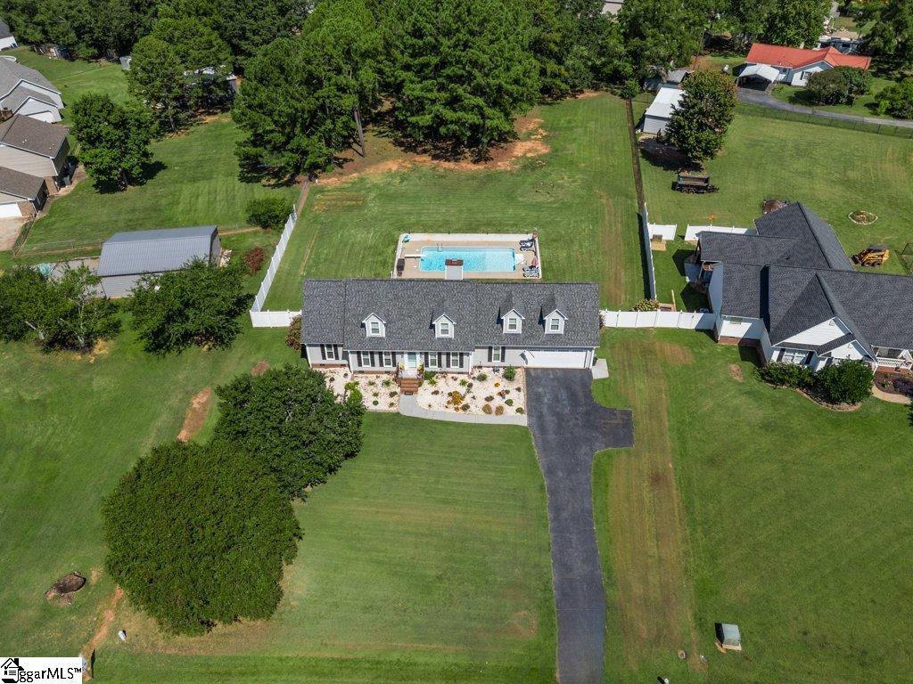 6 Carolina Oaks Drive Chesnee, SC 29323