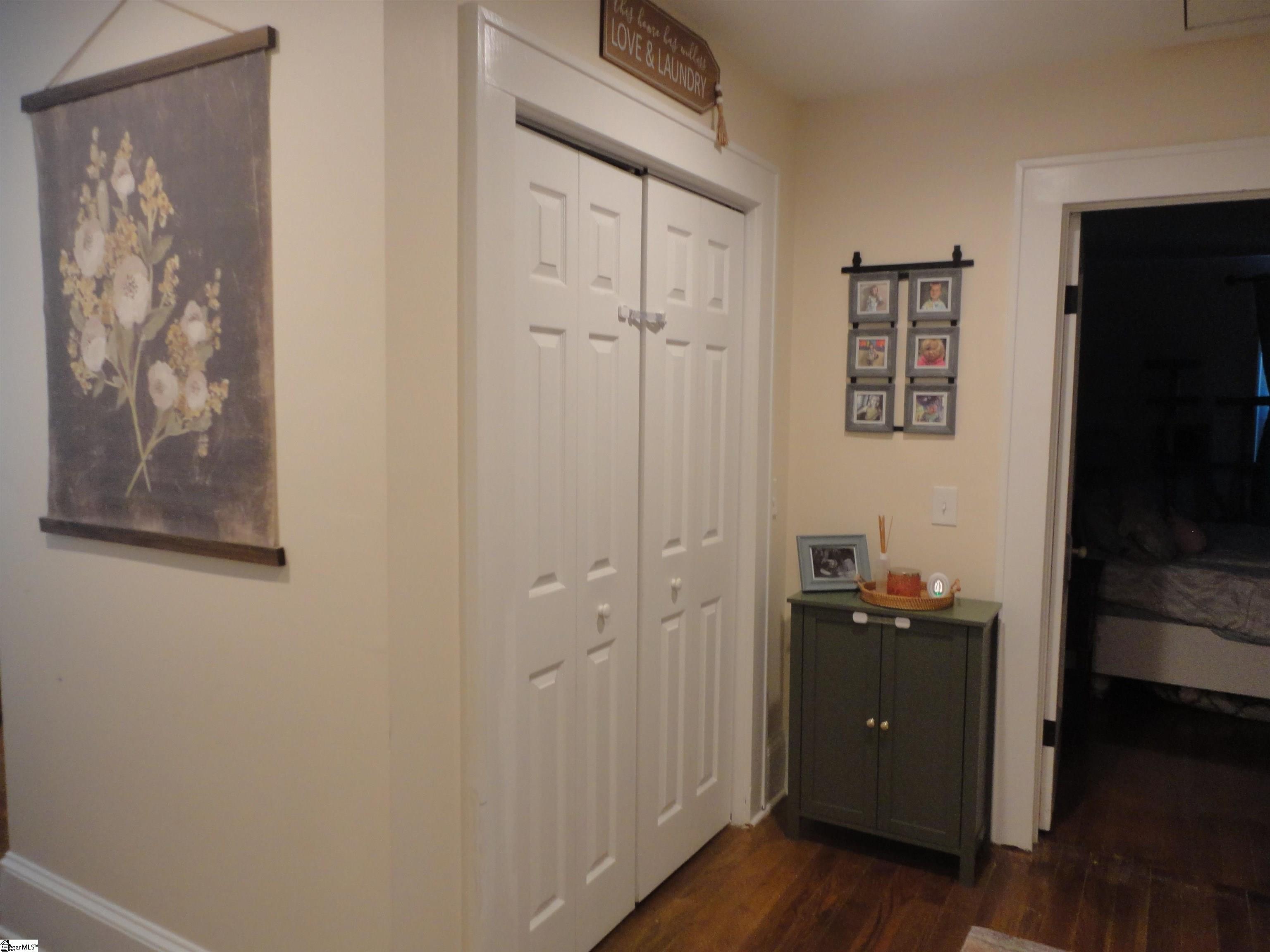 5803 W Highway 76 W Laurens, SC 29360