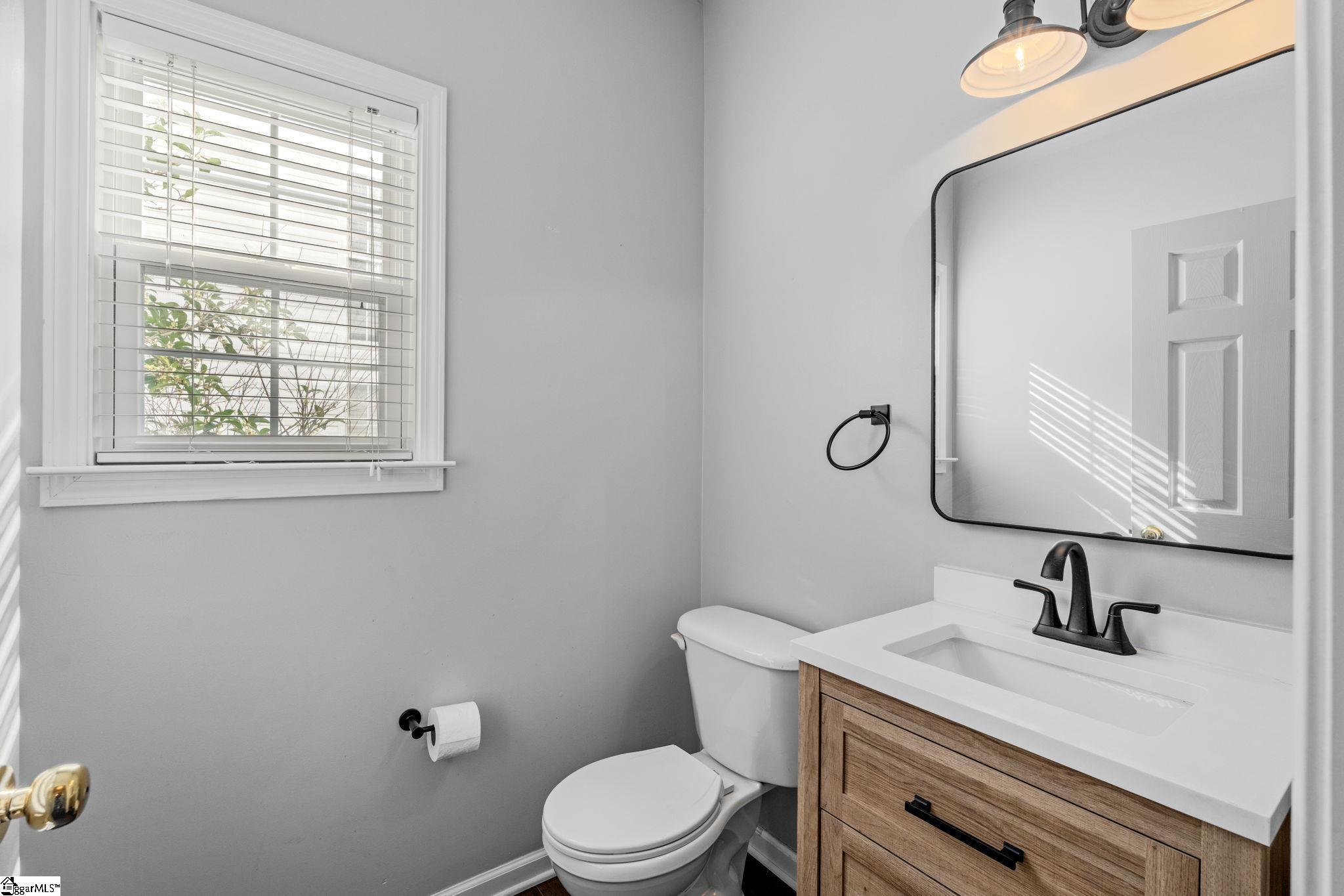 8 Breckenridge Court Greenville, SC 29615