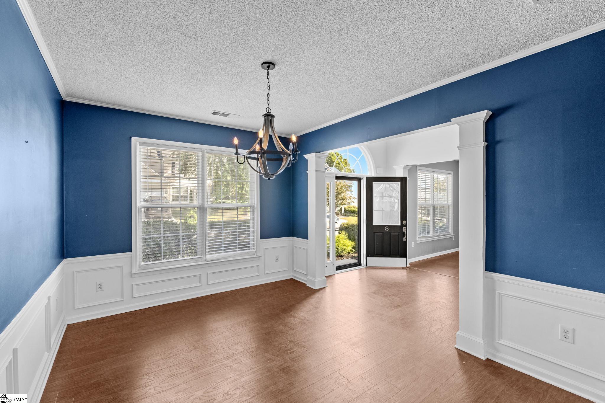8 Breckenridge Court Greenville, SC 29615