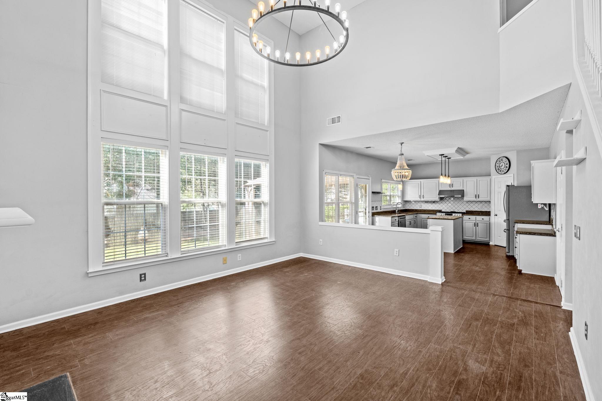 8 Breckenridge Court Greenville, SC 29615