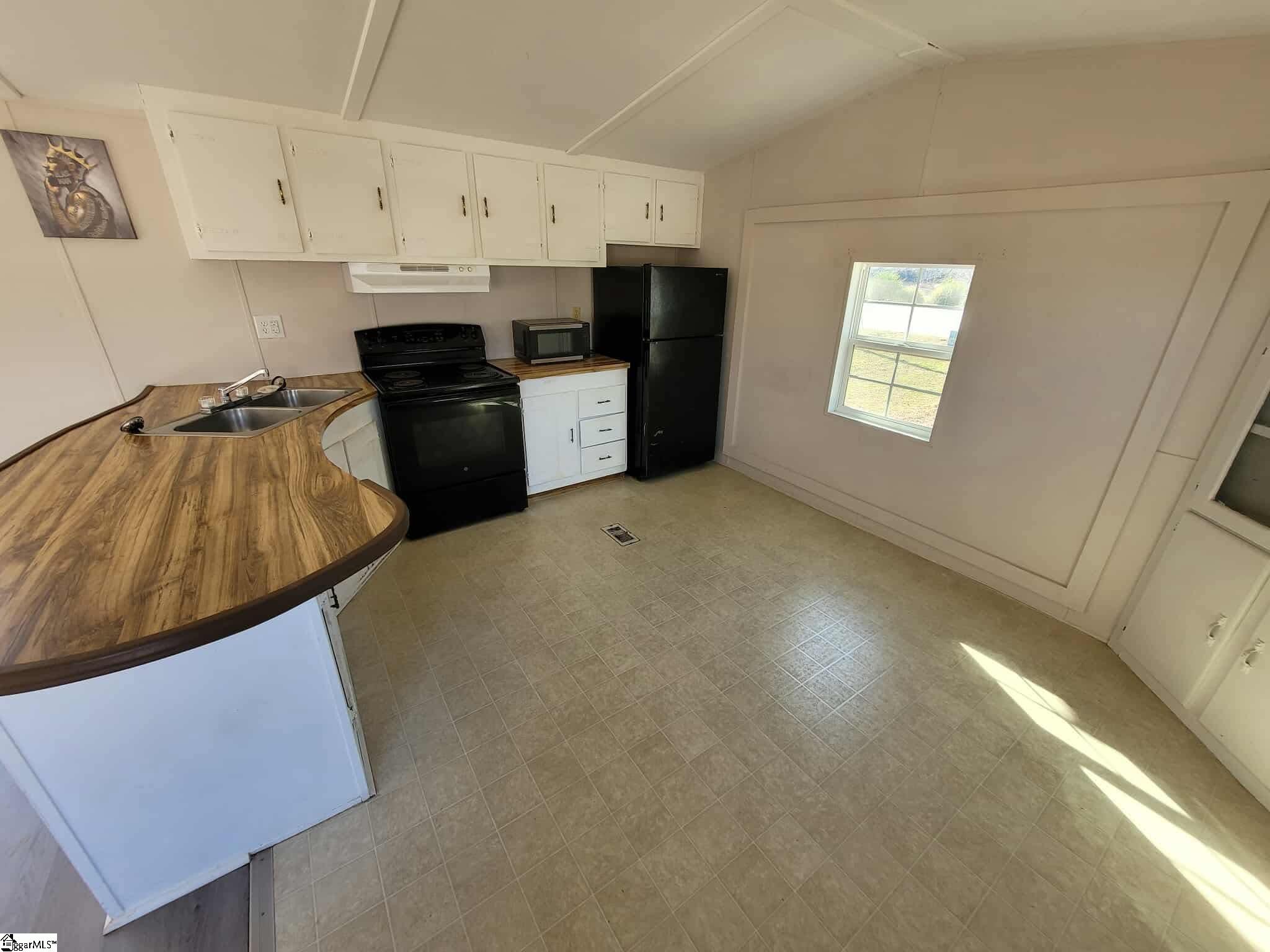 28557 E Highway Clinton, SC 29325