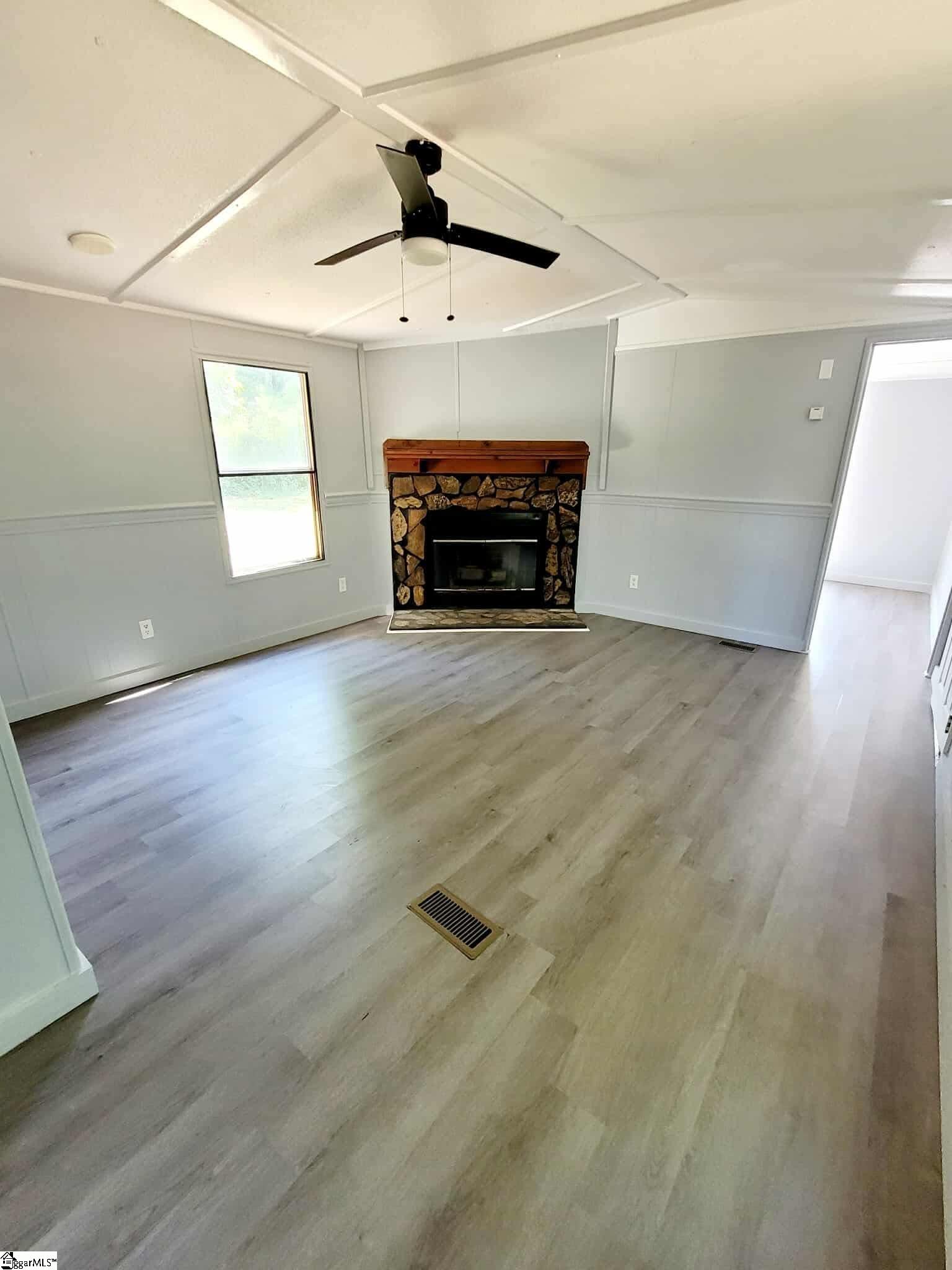 28557 E Highway Clinton, SC 29325