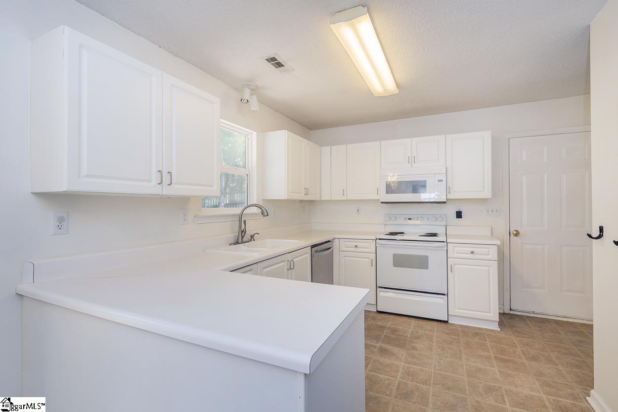 122 Kingsgate Way Anderson, SC 29621