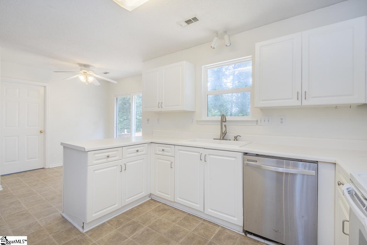 122 Kingsgate Way Anderson, SC 29621