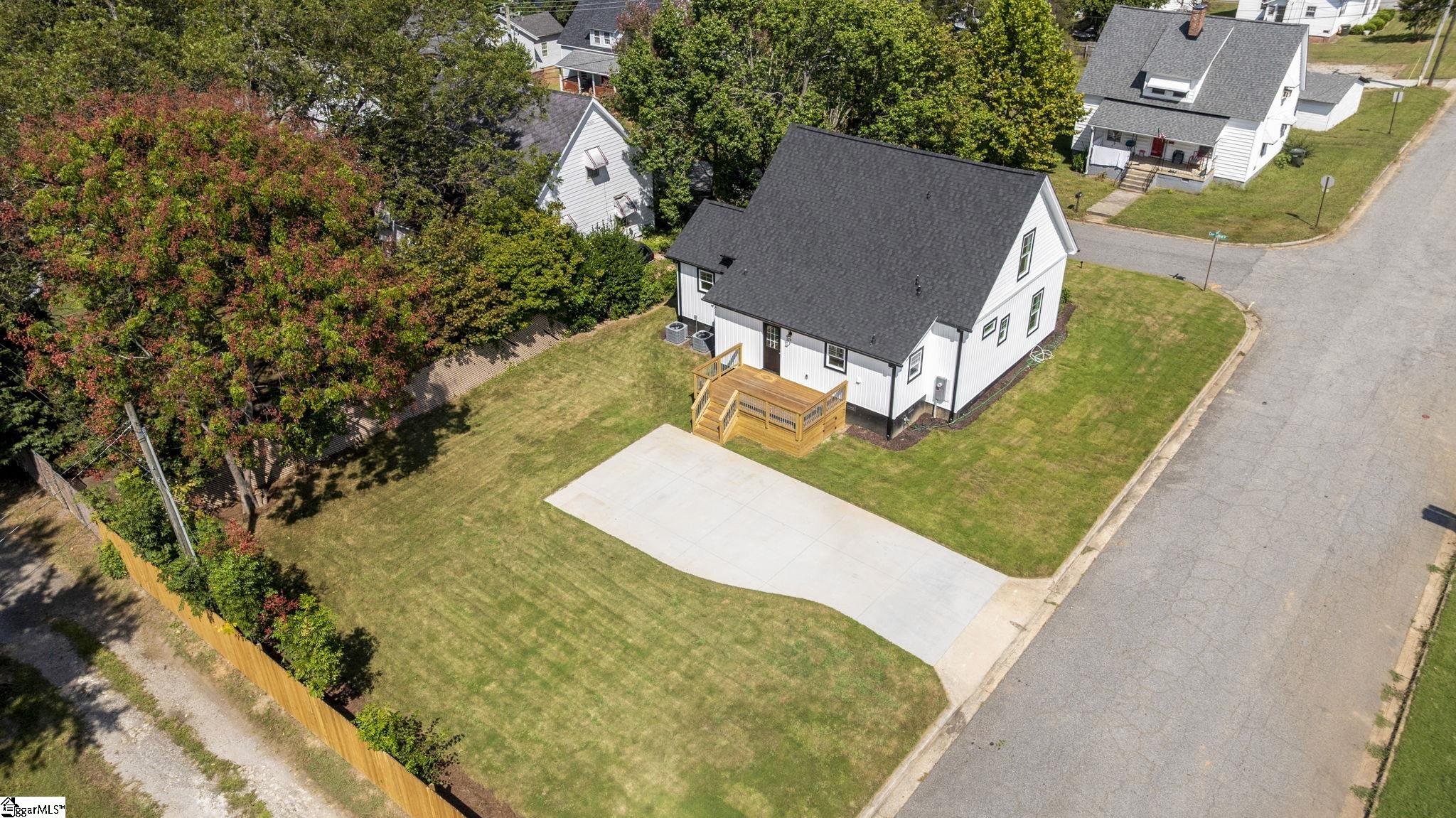 401 Connecticut Avenue Greer, SC 29650