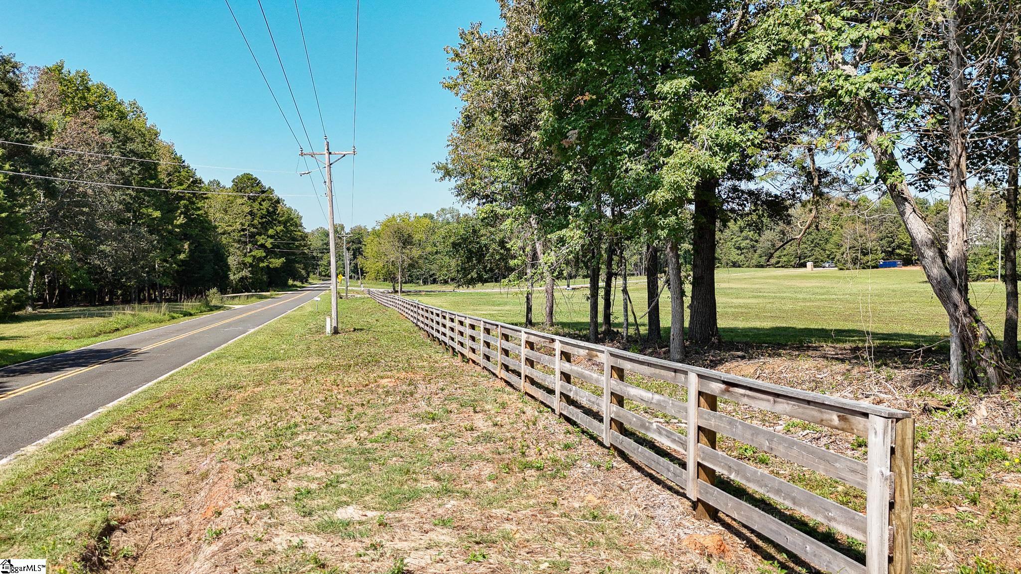 249 W Chapman Road Belton, SC 29627