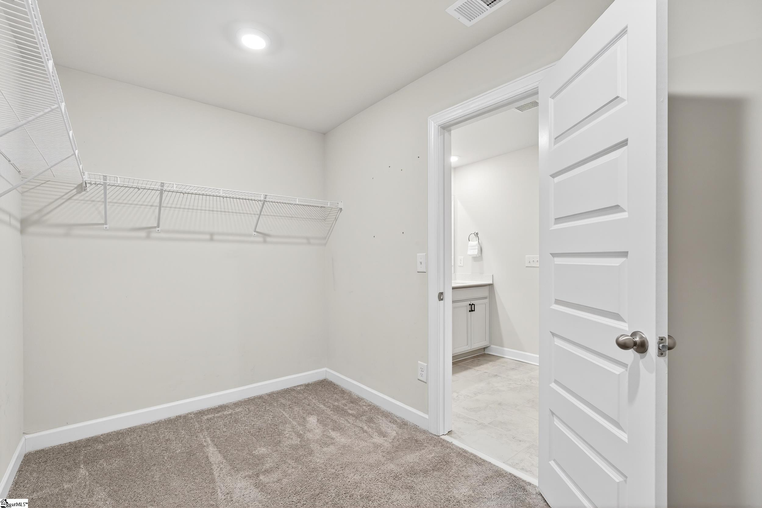 637 Grays Creek Road Spartanburg, SC 29303-4446
