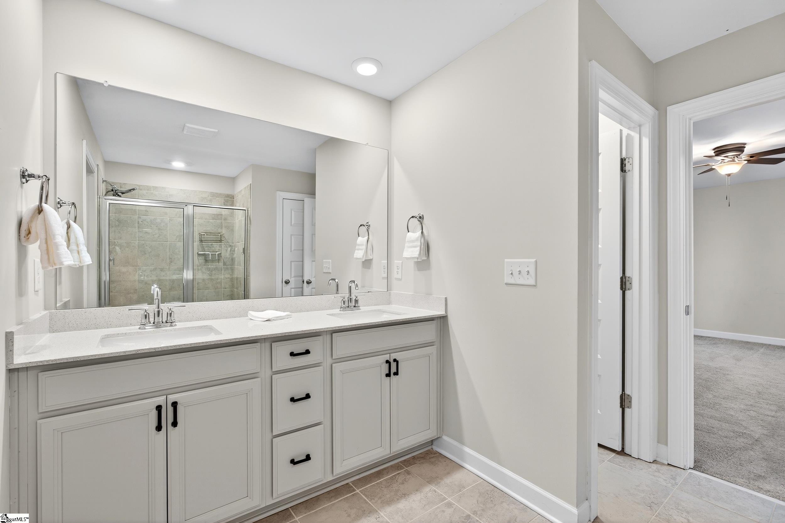 637 Grays Creek Road Spartanburg, SC 29303-4446