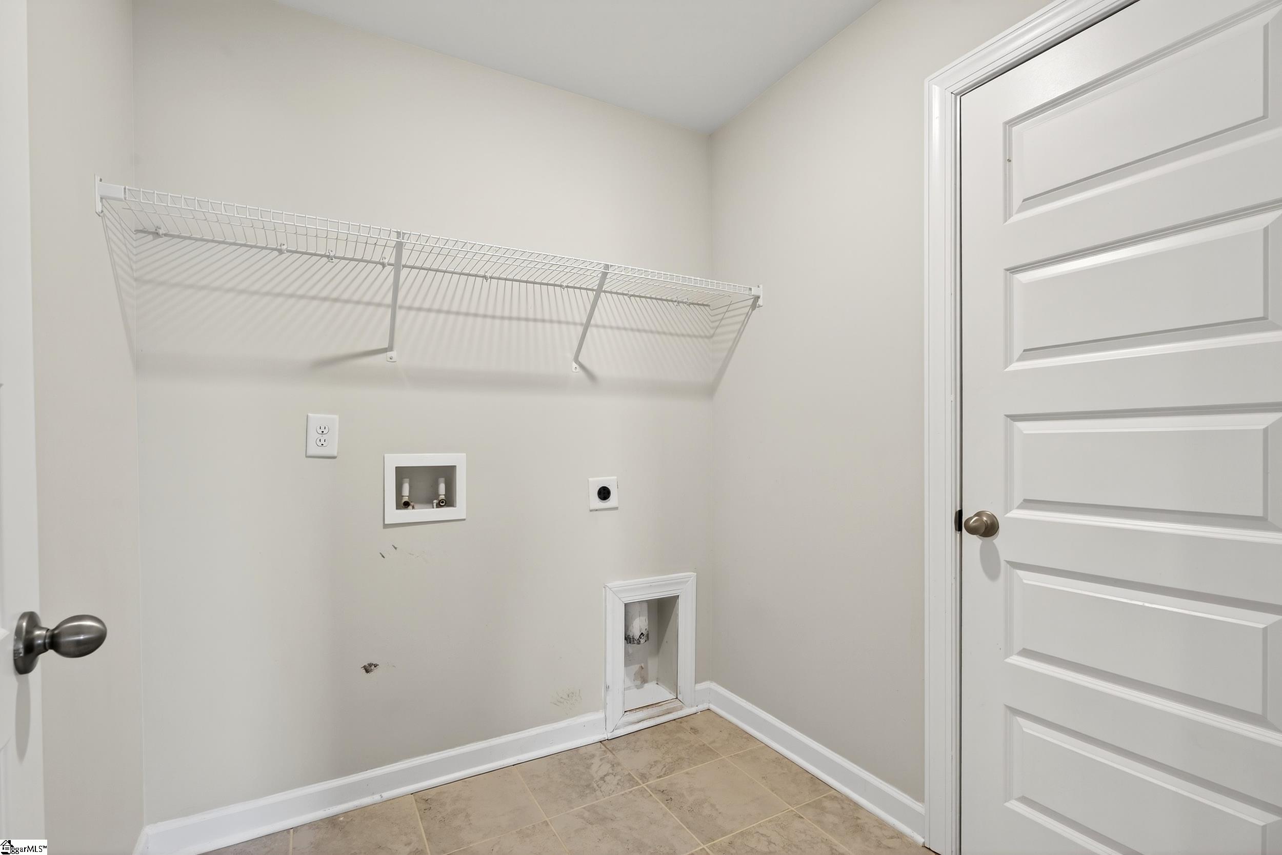 637 Grays Creek Road Spartanburg, SC 29303-4446