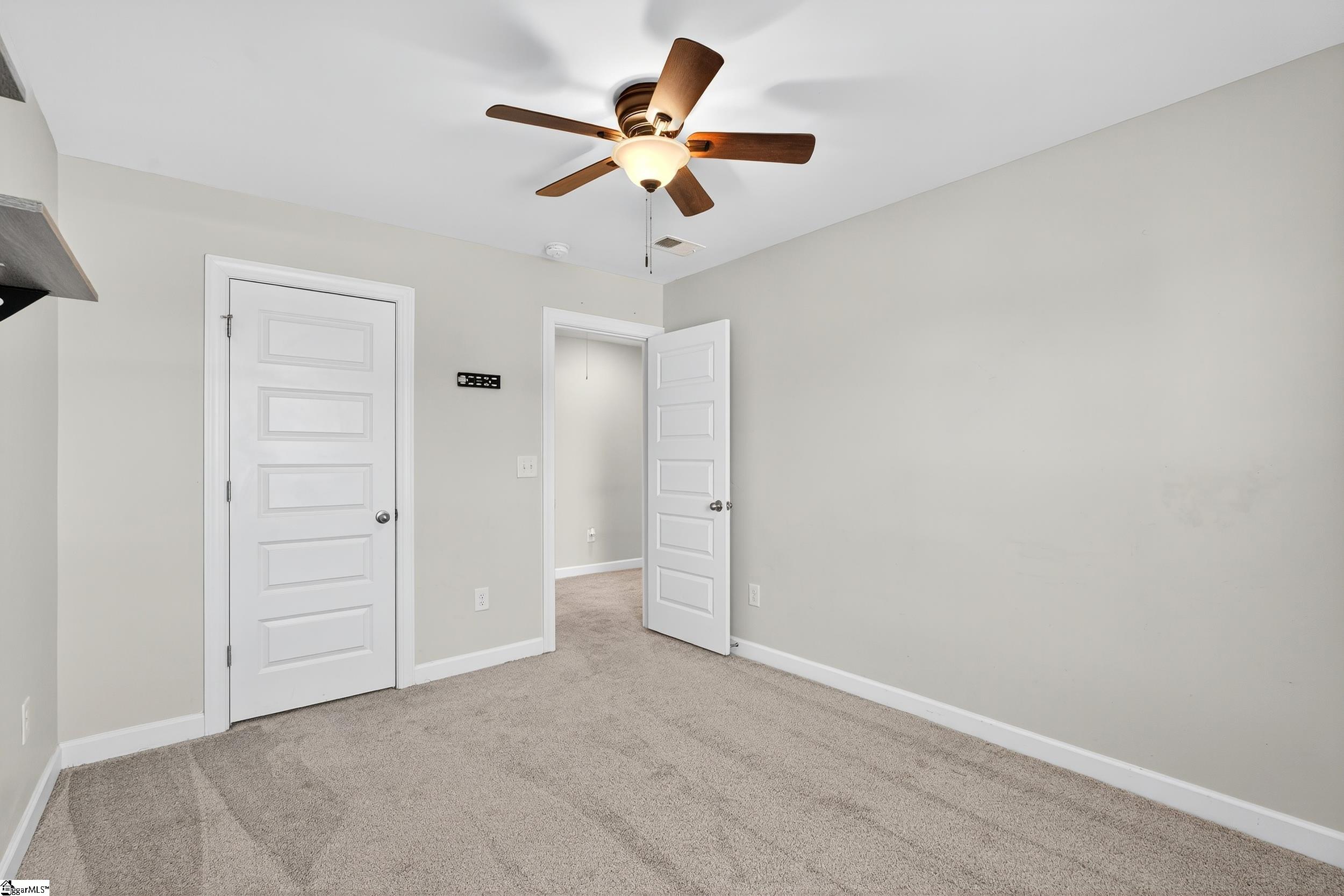 637 Grays Creek Road Spartanburg, SC 29303-4446