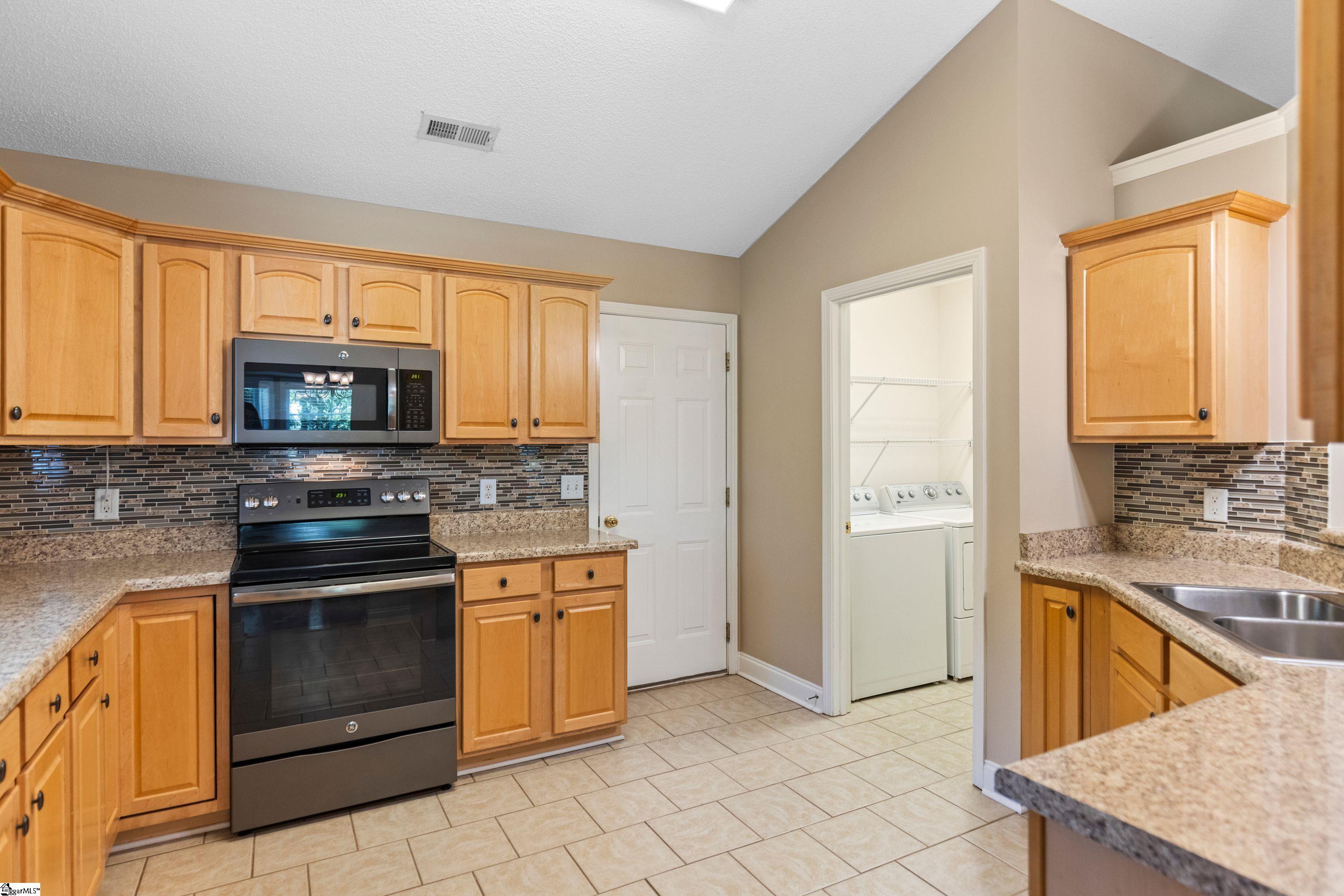 625 Ashley Commons Court Greer, SC 29651