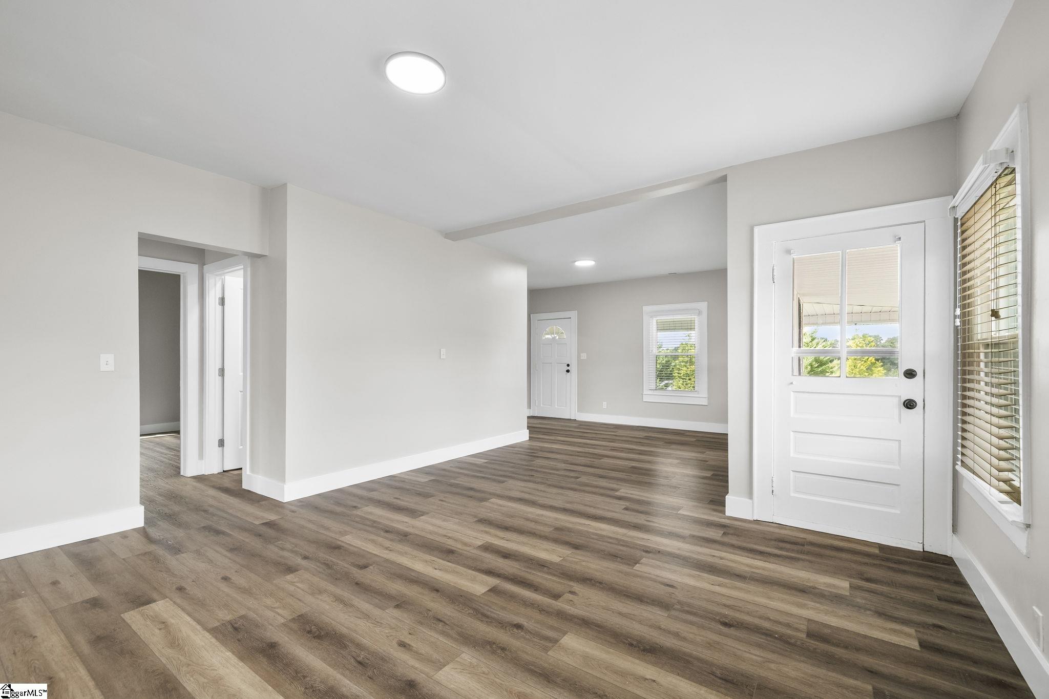 2811 Locust Hill Road Taylors, SC 29687