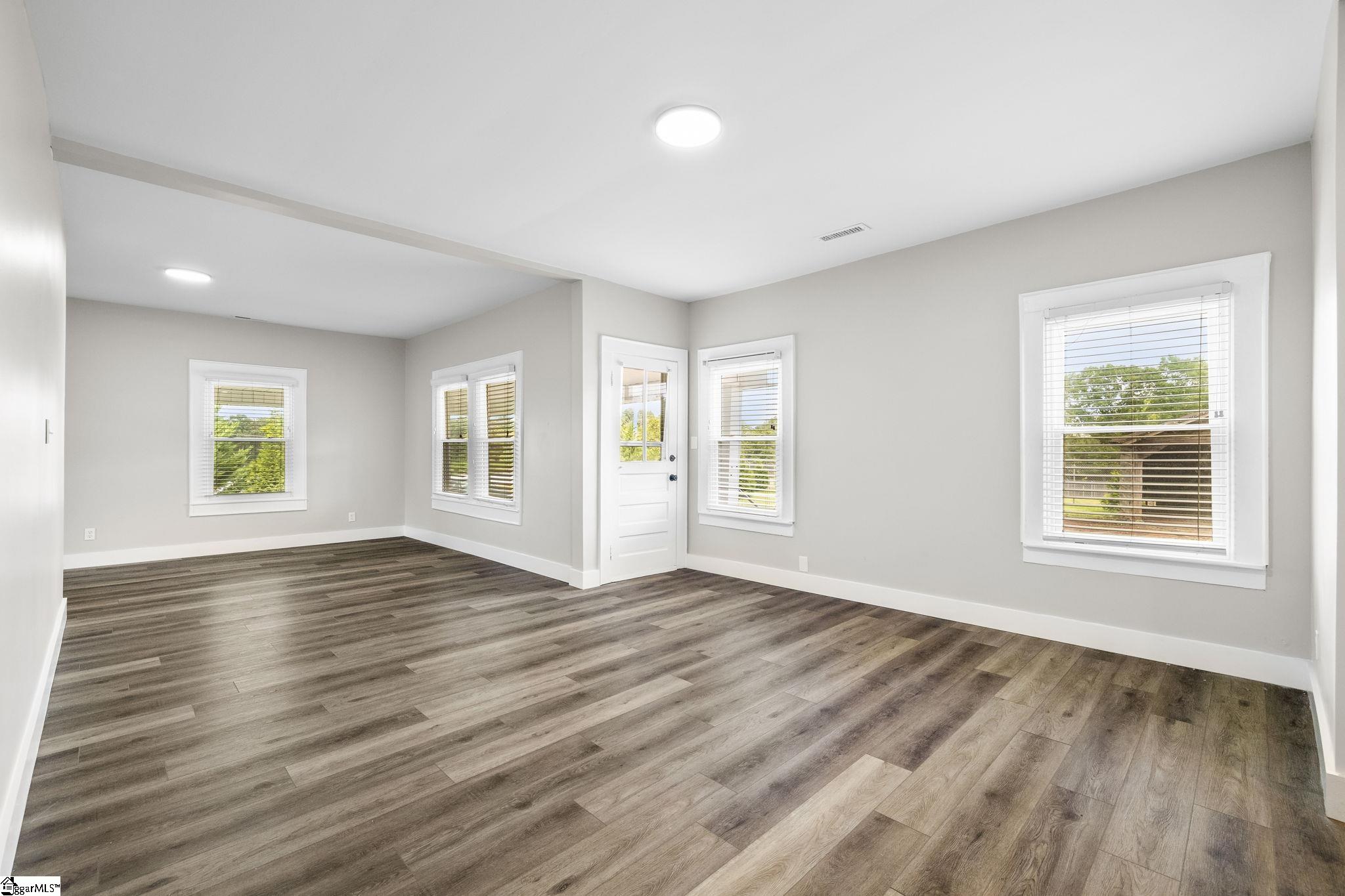 2811 Locust Hill Road Taylors, SC 29687