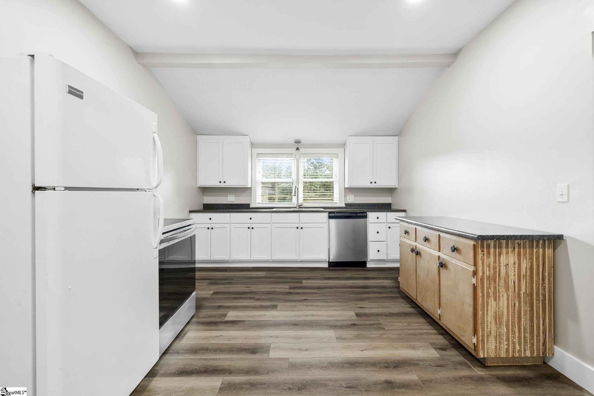 2811 Locust Hill Road Taylors, SC 29687